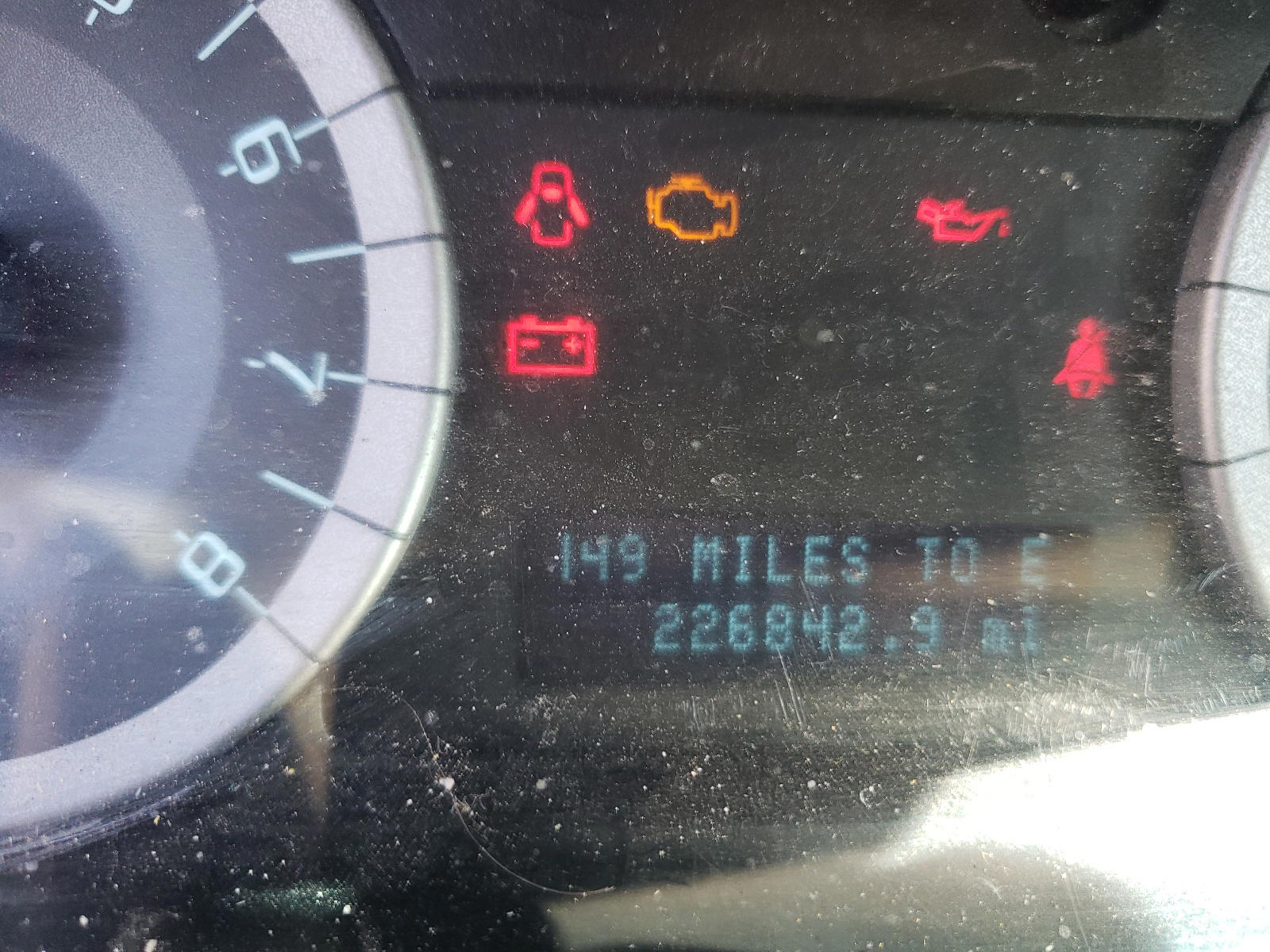 Photo 8 from auction – 2011 FORD ESCAPE XLT with VIN 1FMCU9DG1BKA51099