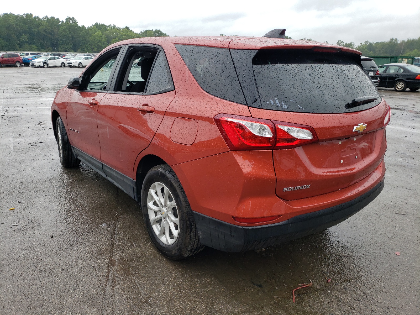 Photo 3 from auction – 2020 CHEVROLET EQUINOX LS with VIN 2GNAXHEV0L6263403
