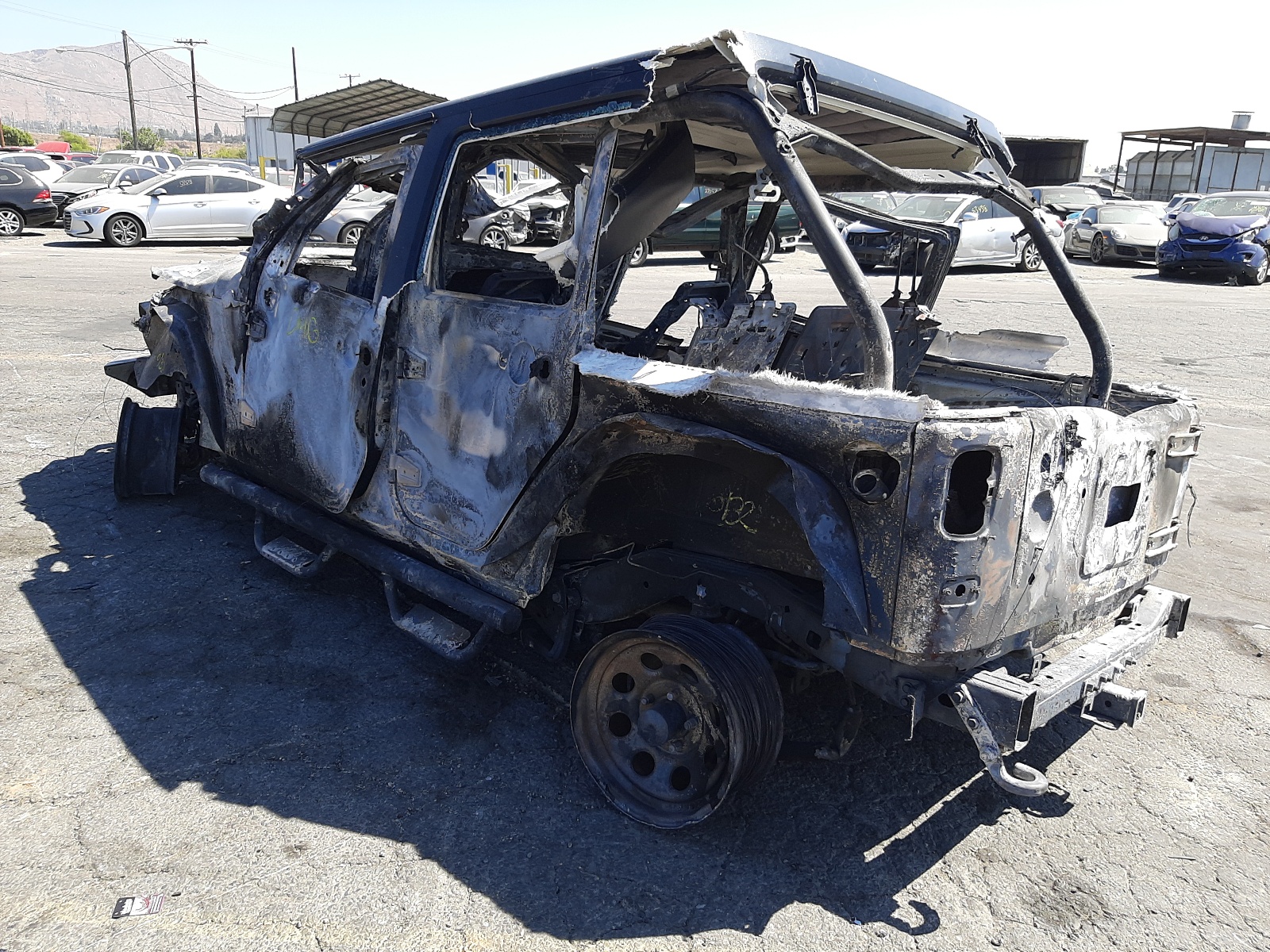 Photo 3 from auction – 2014 JEEP WRANGLER U with VIN 1C4BJWDGXEL134696