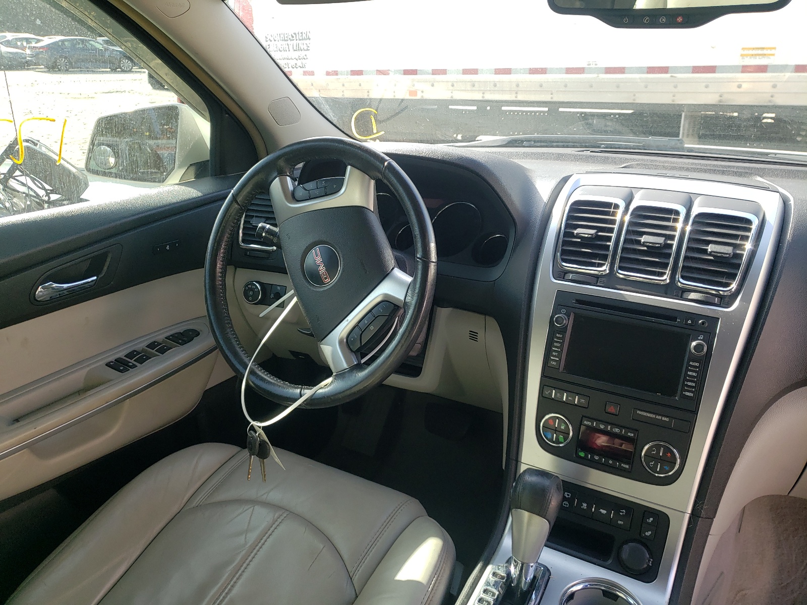 Photo 9 from auction – 2008 GMC ACADIA SLT with VIN 1GKEV33758J178210