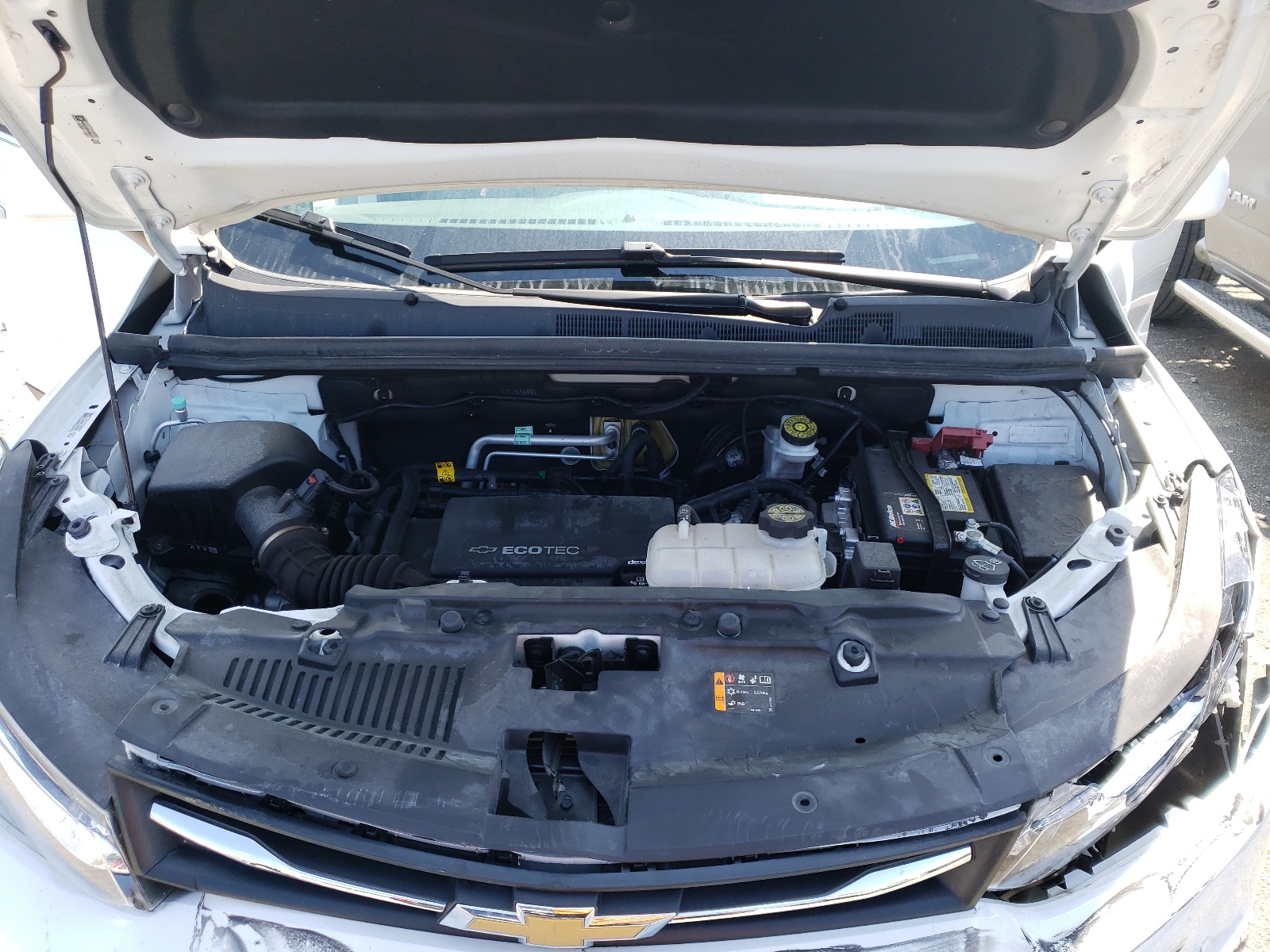 Photo 7 from auction – 2020 CHEVROLET TRAX LS with VIN KL7CJKSB3LB088116