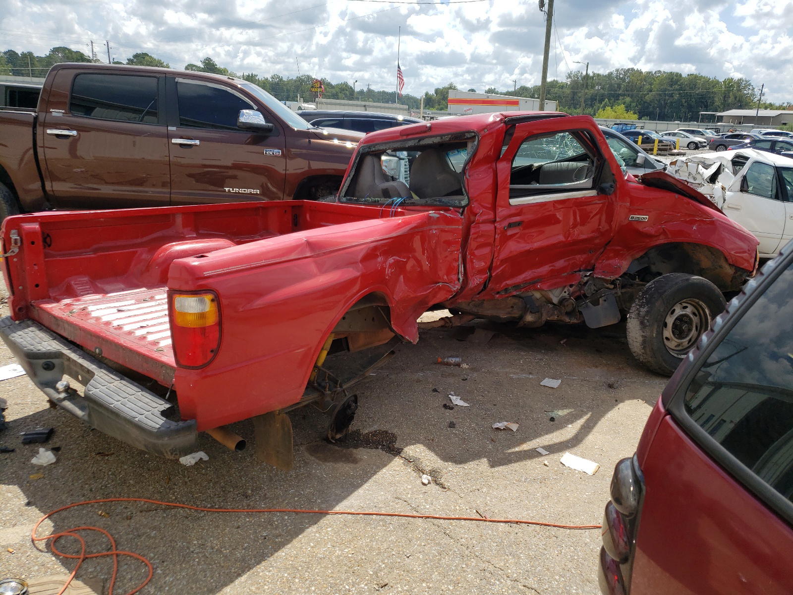 Photo 4 from auction – 2001 MAZDA B2500 with VIN 4F4YR12C61TM05809