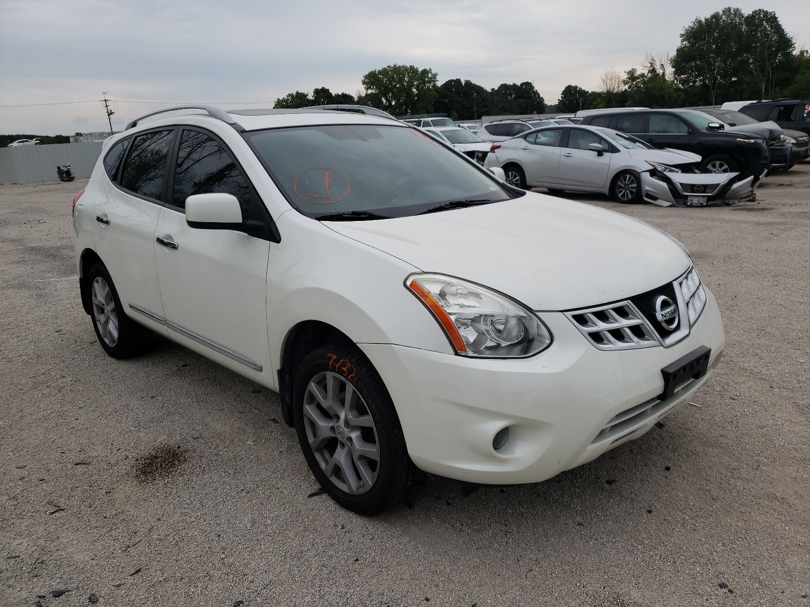 NISSAN ROGUE S 2011 with VIN JN8AS5MT2BW187830 - Photo from auction