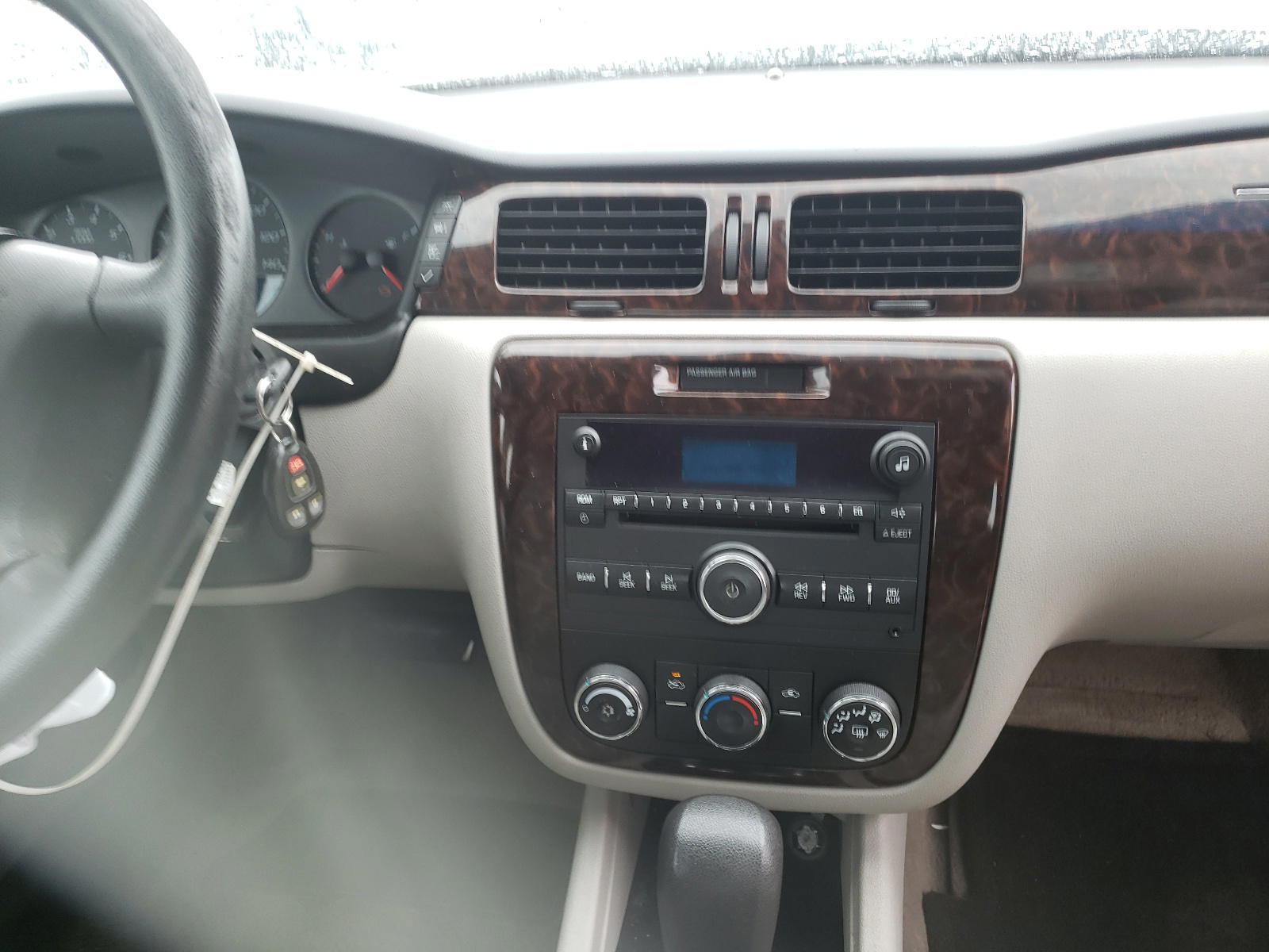 Photo 9 from auction – 2012 CHEVROLET IMPALA LS with VIN 2G1WF5E31C1295121