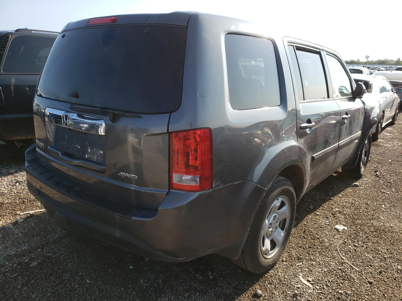 Photo 4 from auction – 2013 HONDA PILOT LX with VIN 5FNYF4H26DB048141