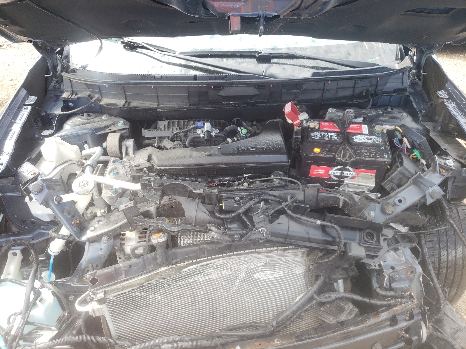 Photo 7 from auction – 2015 NISSAN ROGUE S with VIN KNMAT2MV9FP554389