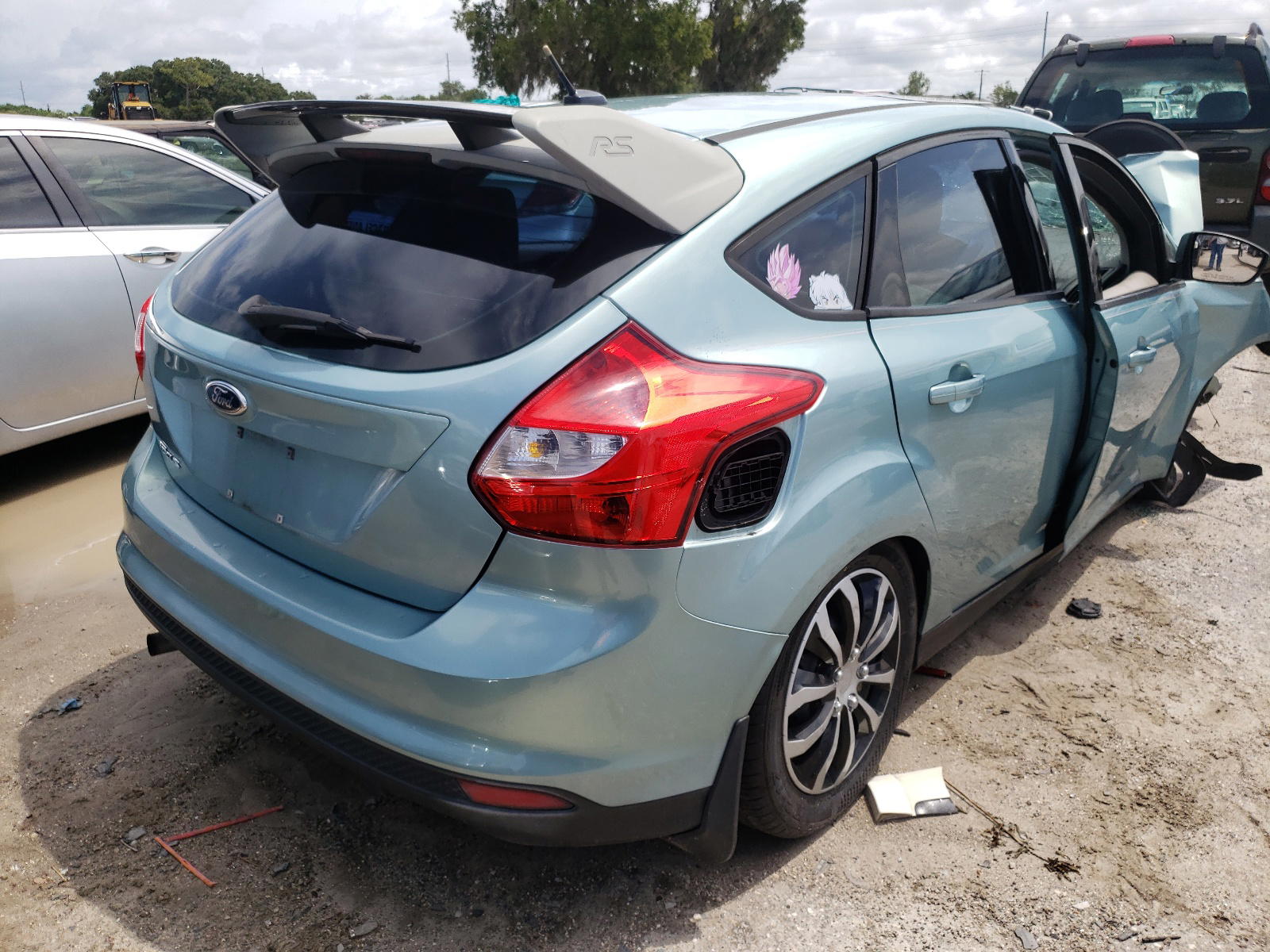 Photo 4 from auction – 2012 FORD FOCUS SE with VIN 1FAHP3K21CL241640