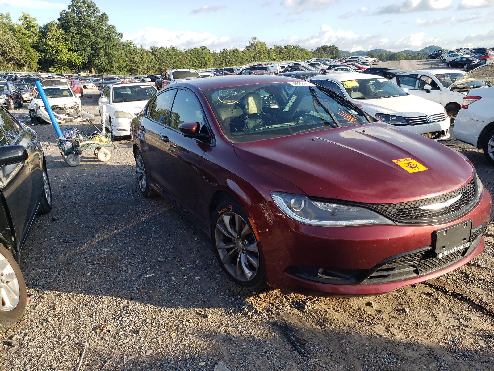 CHRYSLER 200 S 2015 with VIN 1C3CCCBB2FN677880 - Photo from auction