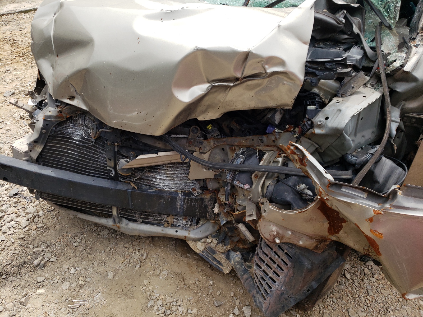 Photo 9 from auction – 2000 TOYOTA SIENNA LE with VIN 4T3ZF13C9YU174528