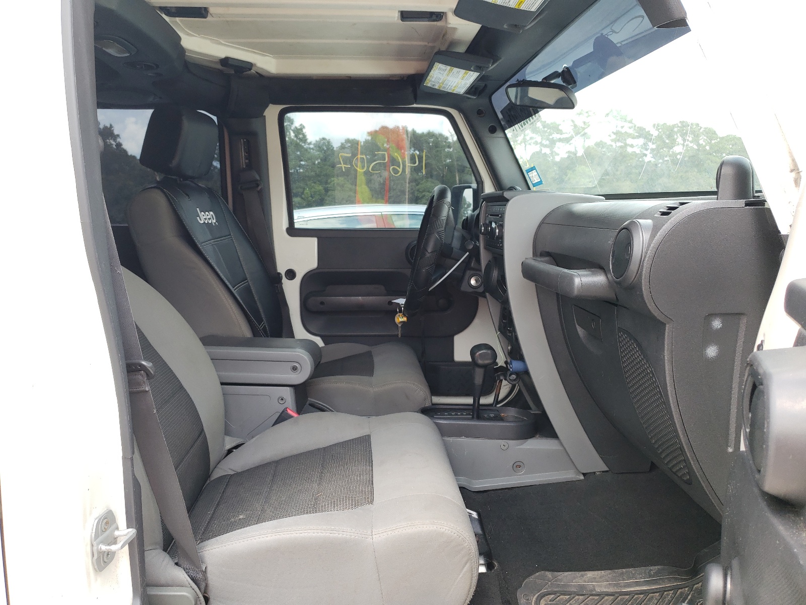 Photo 5 from auction – 2008 JEEP WRANGLER U with VIN 1J4GA39178L547778