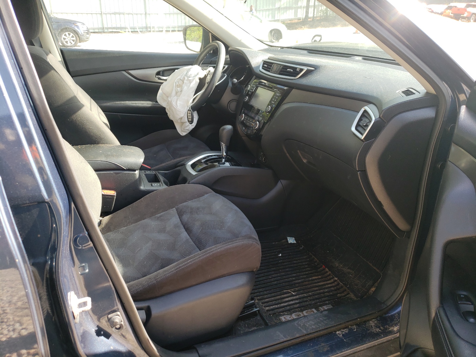 Фото 5 с аукциона – 2015 NISSAN ROGUE S с VIN KNMAT2MT4FP512436