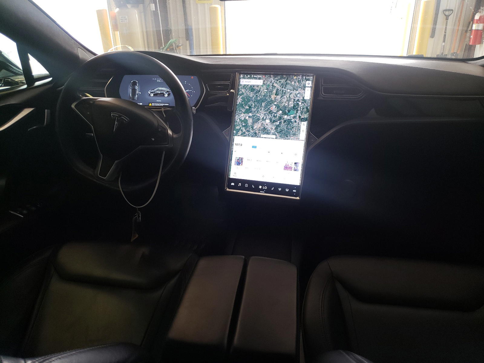 Photo 9 from auction – 2016 TESLA MODEL S with VIN 5YJSA1E21GF142763