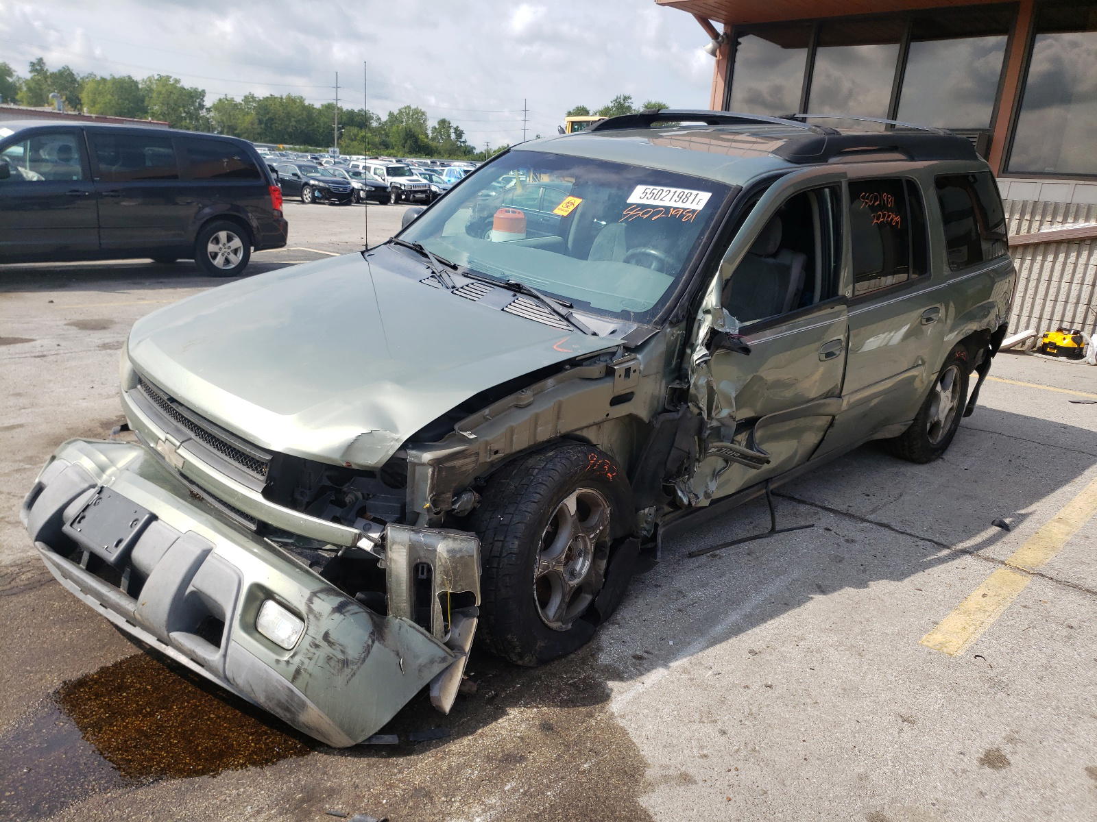 Photo 2 from auction – 2004 CHEVROLET TRAILBLAZE with VIN 1GNET16S546133570