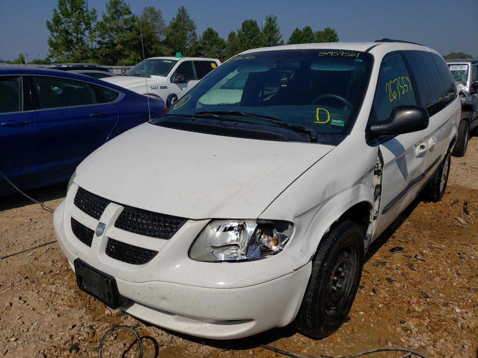 Photo 2 from auction – 2003 DODGE GRAND CARA with VIN 2D4GP44323R127710