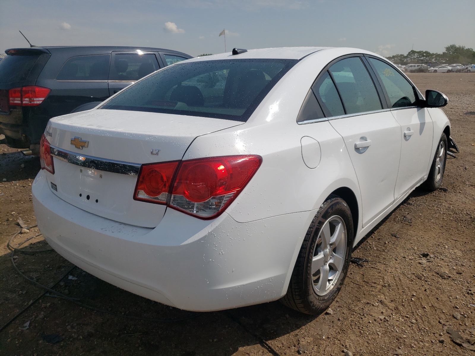 Photo 4 from auction – 2014 CHEVROLET CRUZE LT with VIN 1G1PC5SB0E7378554