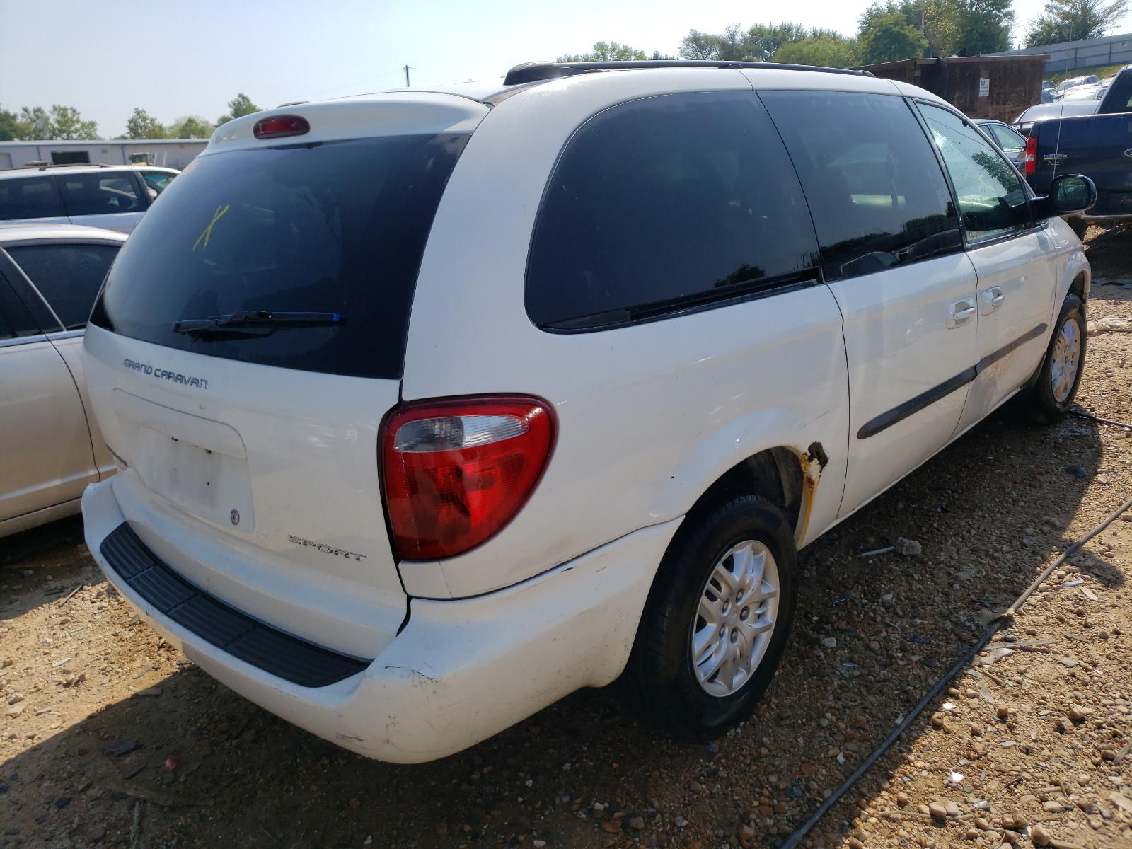 Photo 4 from auction – 2003 DODGE GRAND CARA with VIN 2D4GP44323R127710
