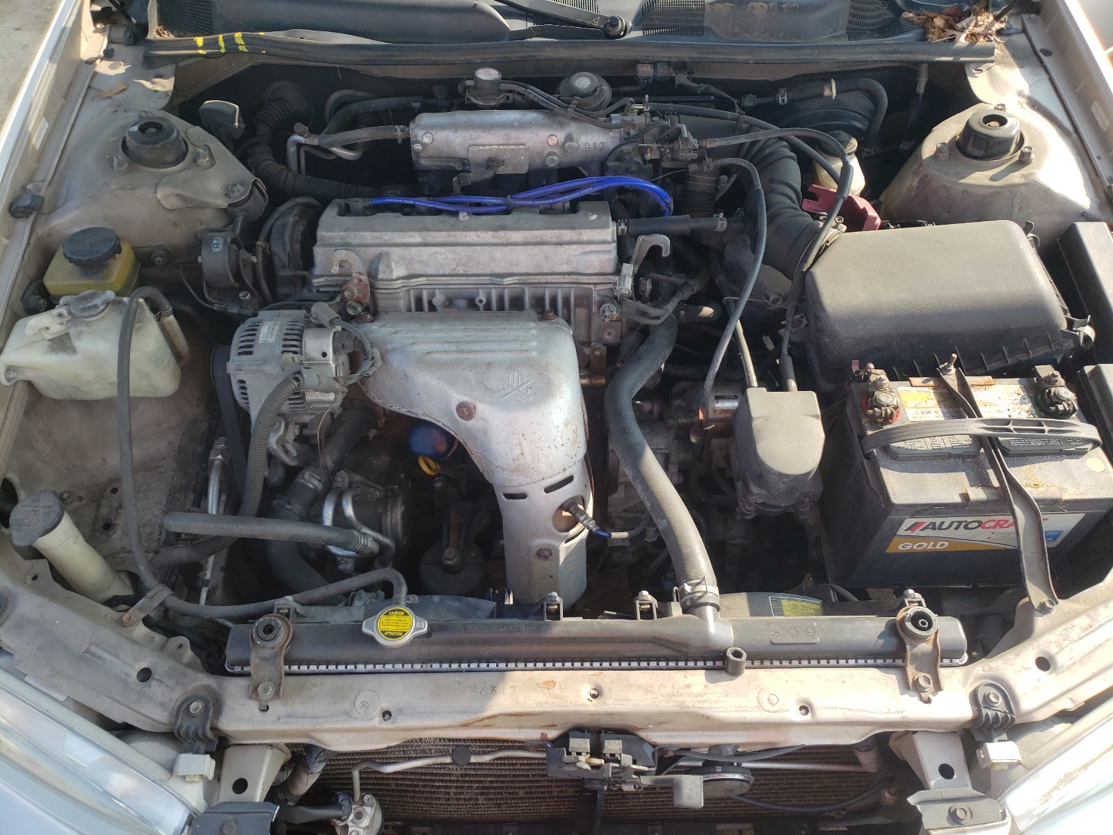 Photo 7 from auction – 2001 TOYOTA CAMRY CE with VIN 4T1BG22K41U034110