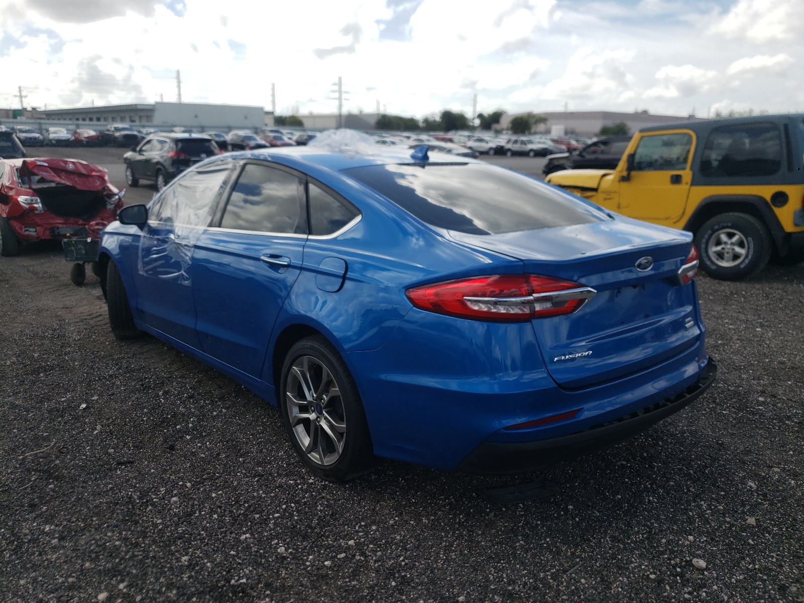 Photo 3 from auction – 2020 FORD FUSION SEL with VIN 3FA6P0CD6LR116933