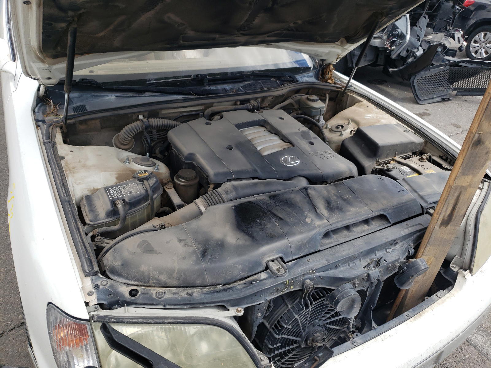 Photo 7 from auction – 1998 LEXUS LS 400 with VIN JT8BH28F3W0129380
