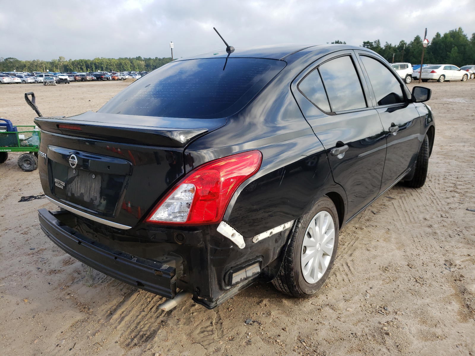 Photo 4 from auction – 2017 NISSAN VERSA S with VIN 3N1CN7AP1HL827011