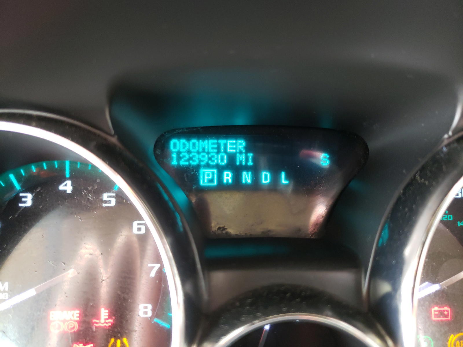 Photo 8 from auction – 2014 BUICK ENCLAVE with VIN 5GAKRBKD1EJ231468
