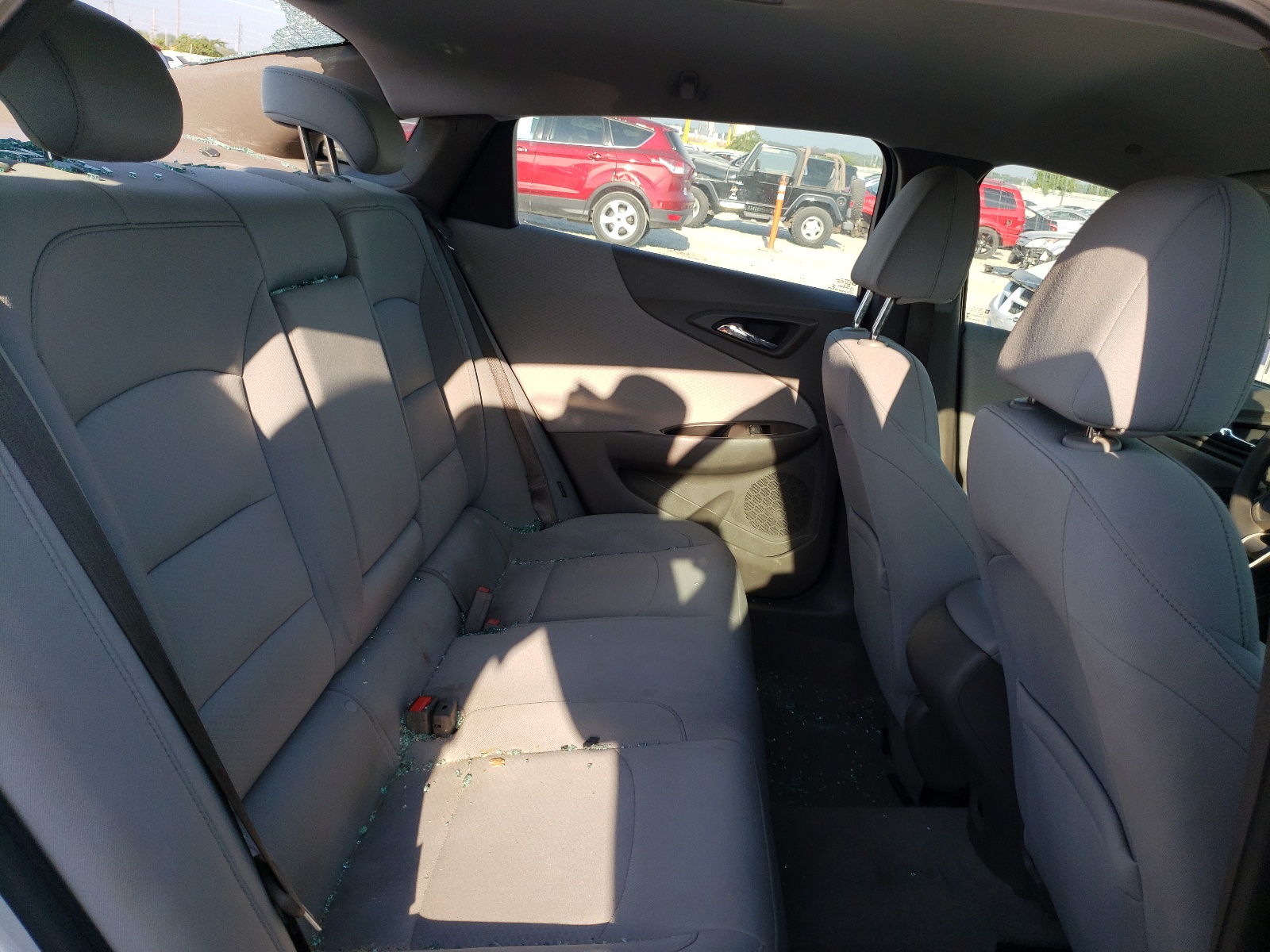 Photo 6 from auction – 2016 CHEVROLET MALIBU LS with VIN 1G1ZB5ST2GF177784