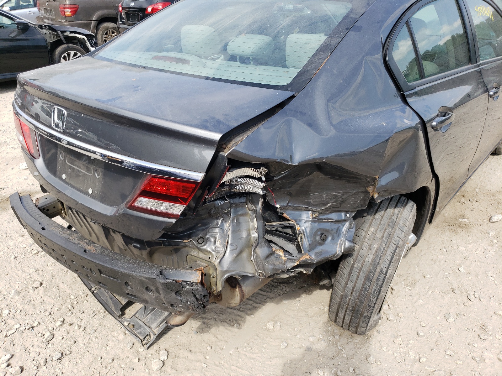 Photo 9 from auction – 2013 HONDA CIVIC LX with VIN 2HGFB2F5XDH569508