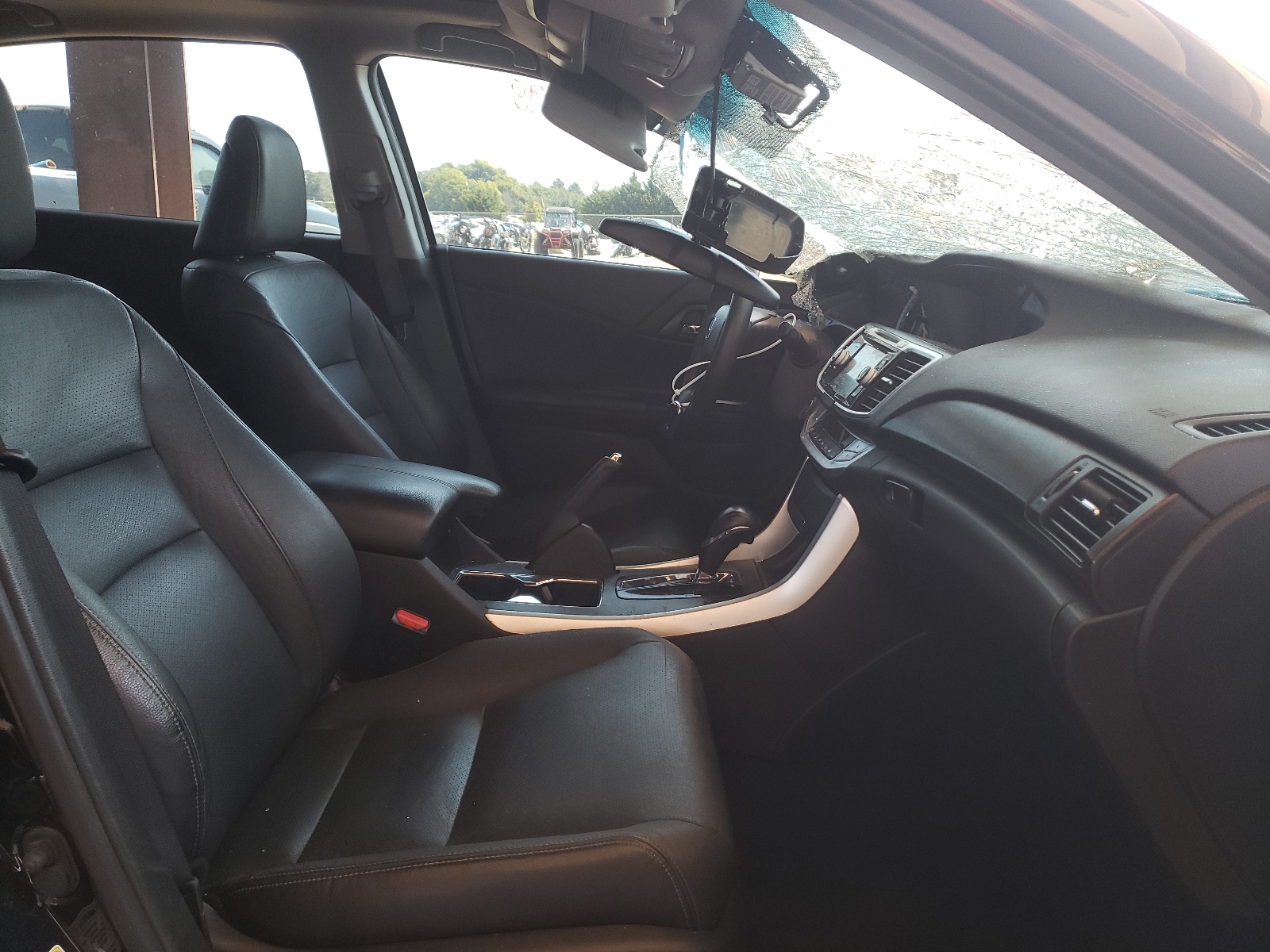 Photo 5 from auction – 2014 HONDA ACCORD EXL with VIN 1HGCR2F80EA212928