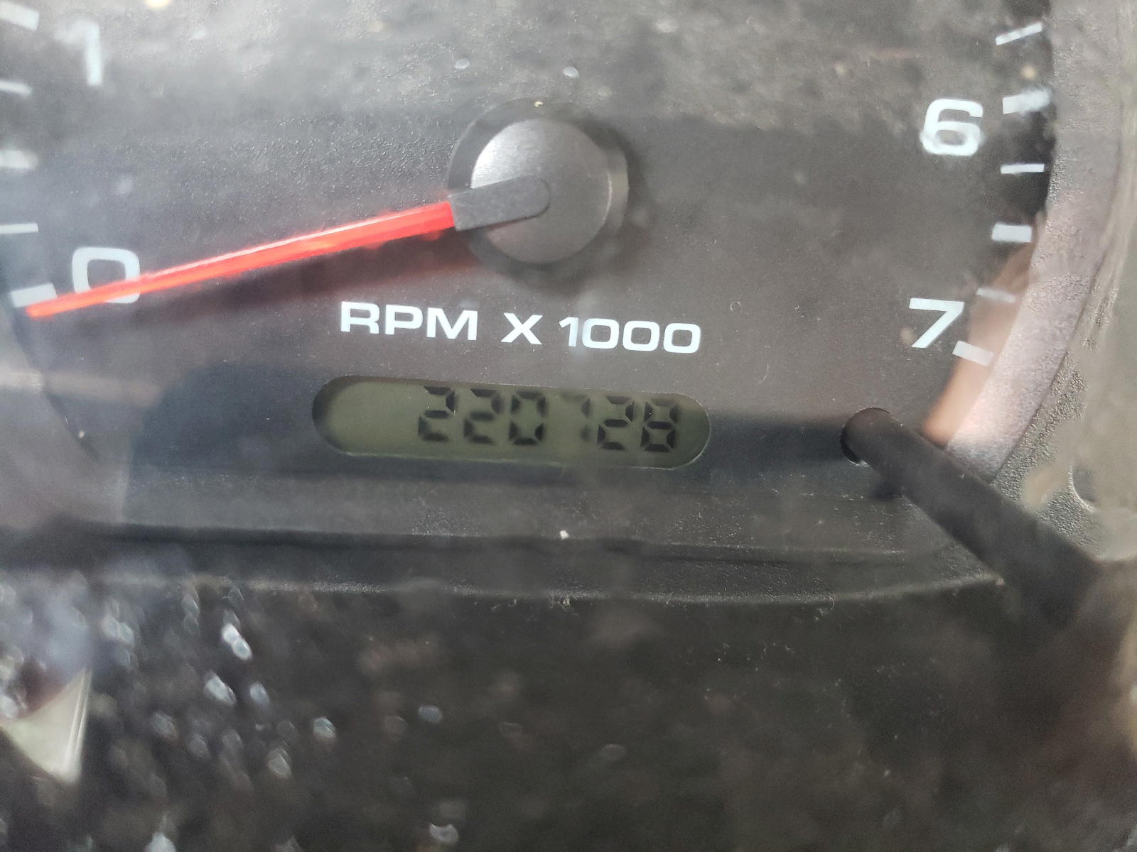 Photo 8 from auction – 2004 FORD RANGER with VIN 1FTYR10D84PA94353