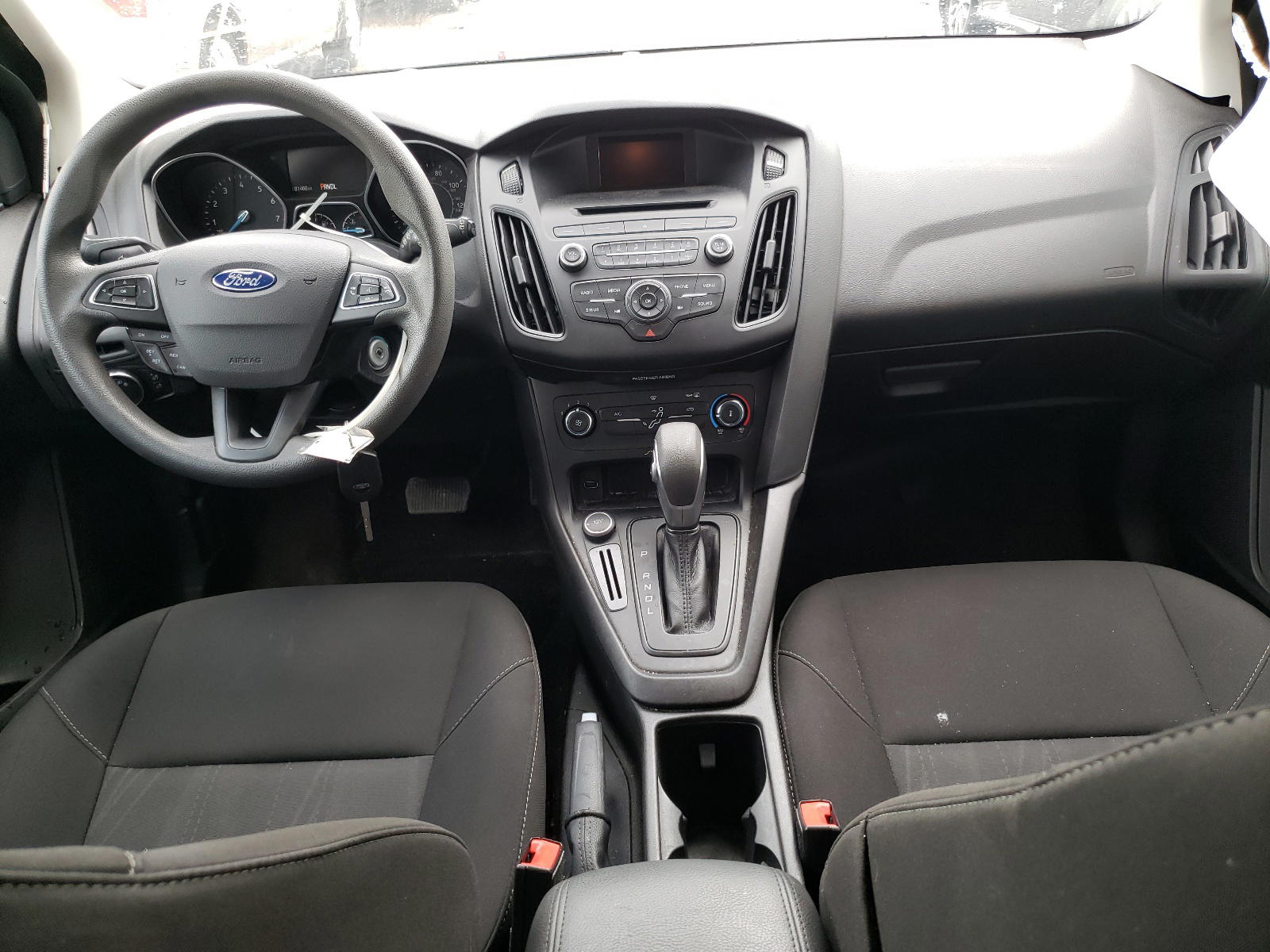 Photo 9 from auction – 2017 FORD FOCUS SE with VIN 1FADP3K26HL317441