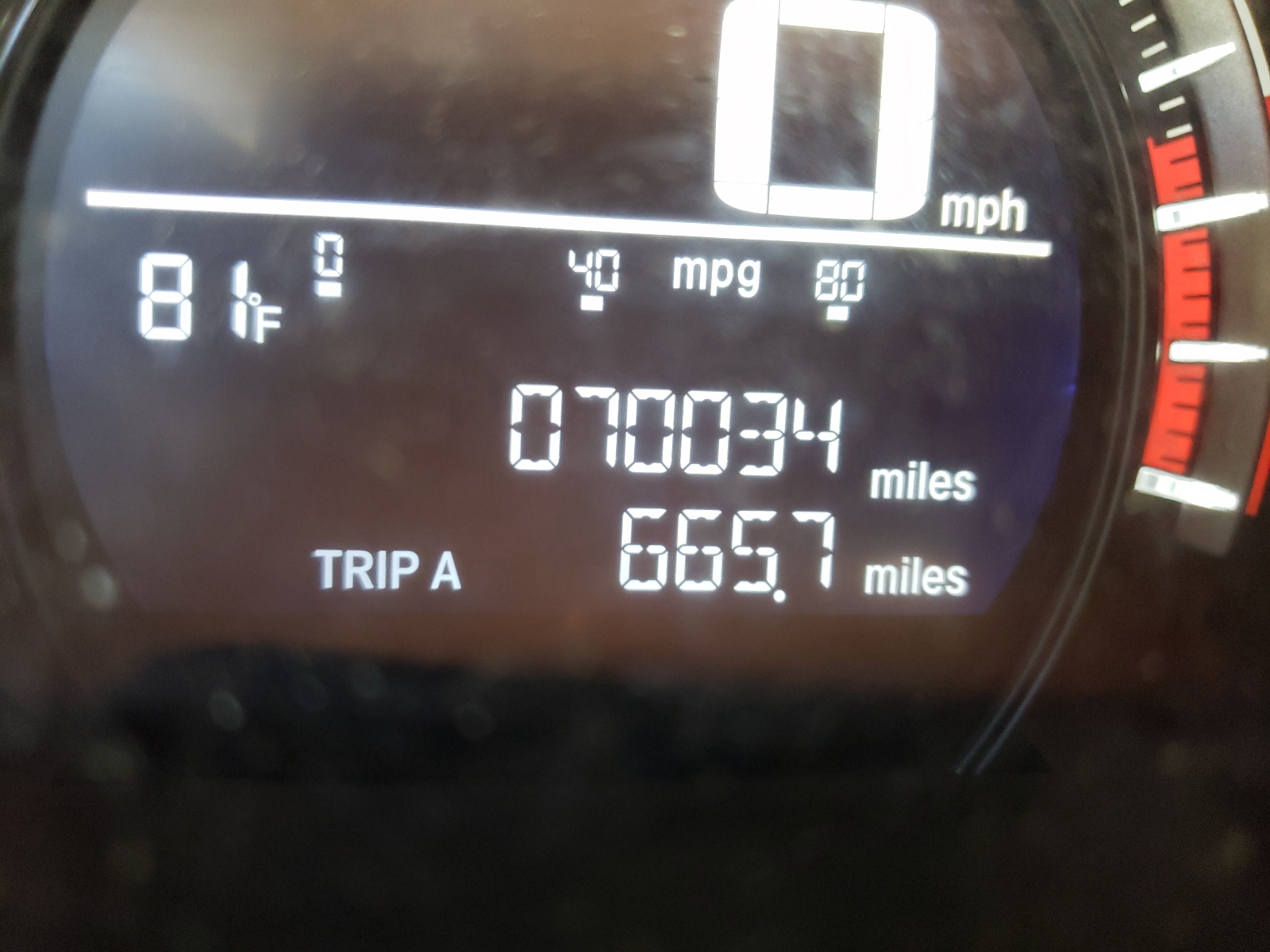 Photo 8 from auction – 2016 HONDA CIVIC LX with VIN 19XFC2E59GE051029