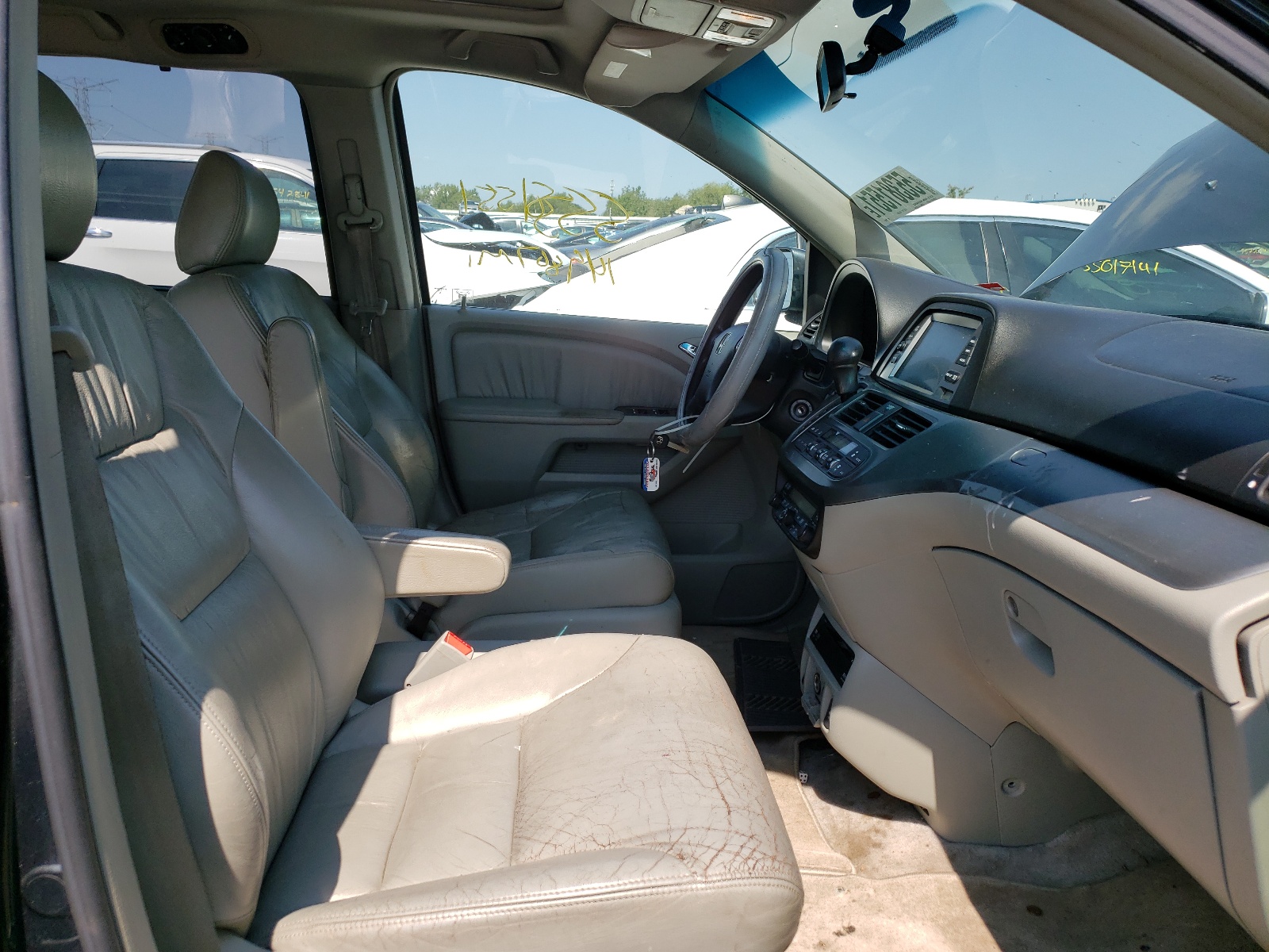 Photo 5 from auction – 2005 HONDA ODYSSEY EX with VIN 5FNRL38705B135408