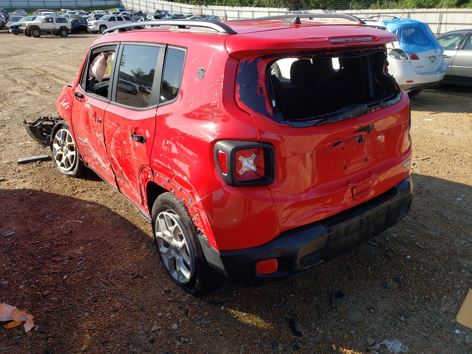 Photo 3 from auction – 2018 JEEP RENEGADE L with VIN ZACCJABB1JPH58018