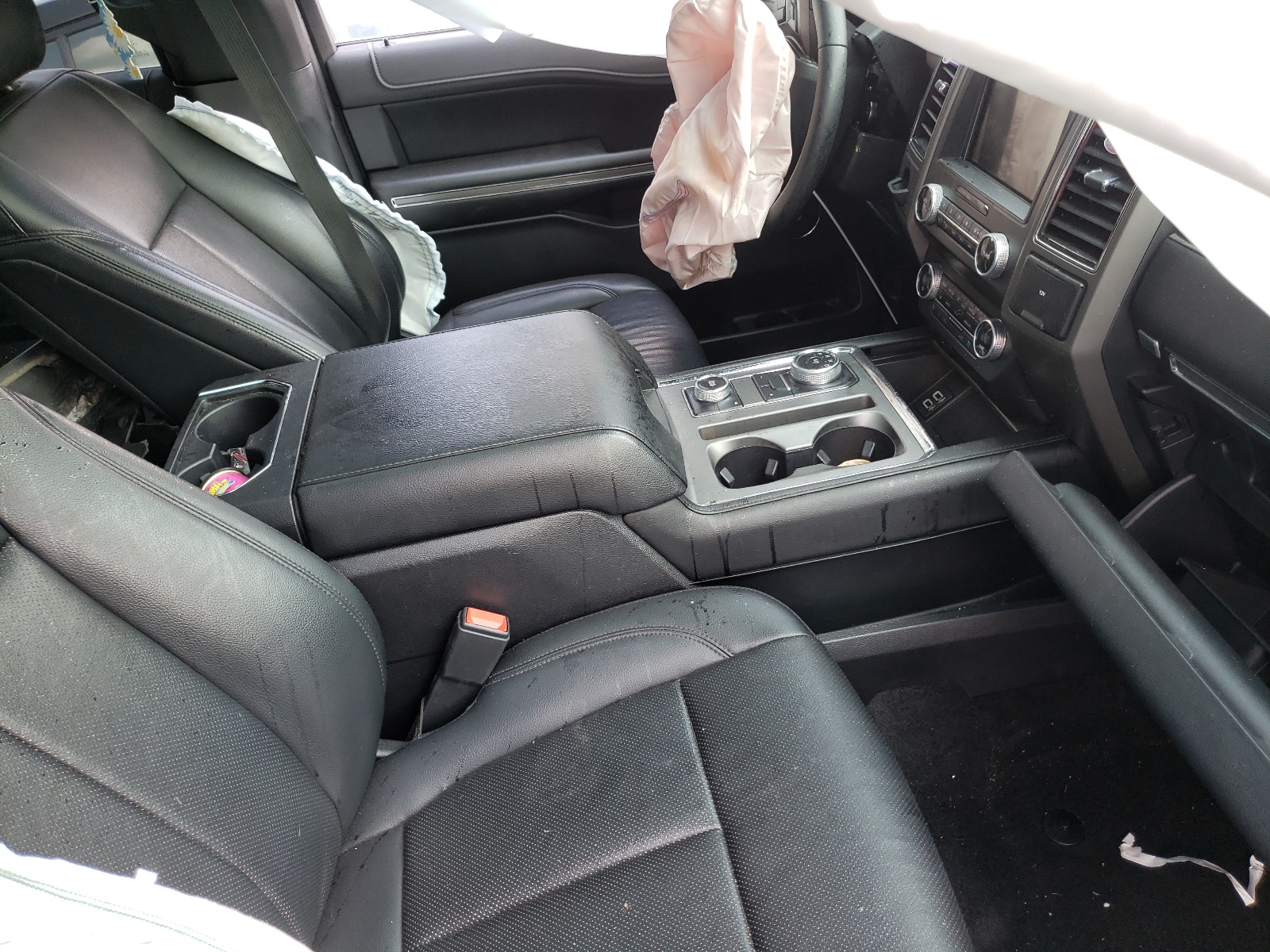 Photo 5 from auction – 2019 FORD EXPEDITION with VIN 1FMJU1JT6KEA14946