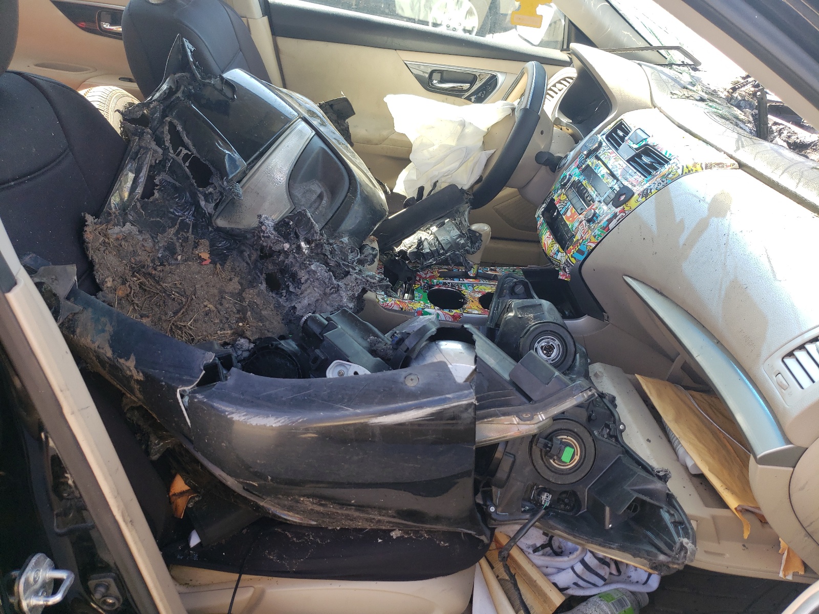 Photo 5 from auction – 2014 NISSAN ALTIMA with VIN 1N4AL3AP3EN353759