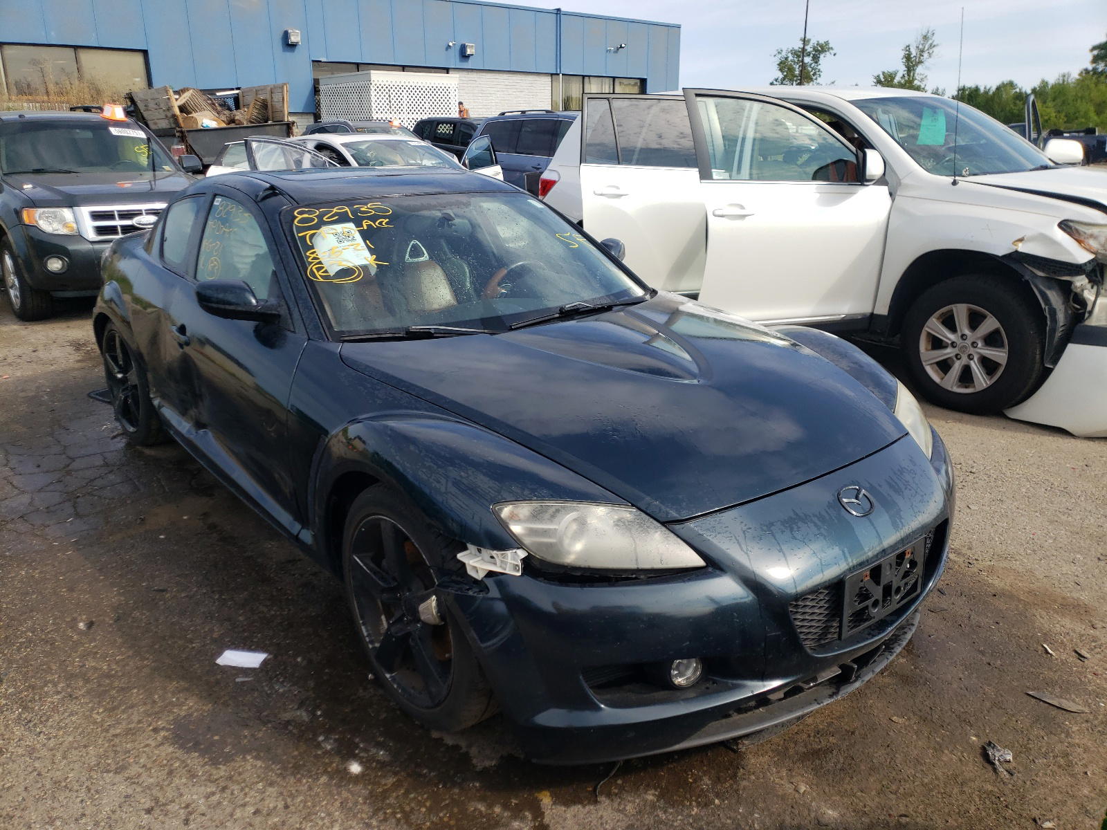 MAZDA RX8 2004 with VIN JM1FE17NX40127847 - Photo from auction
