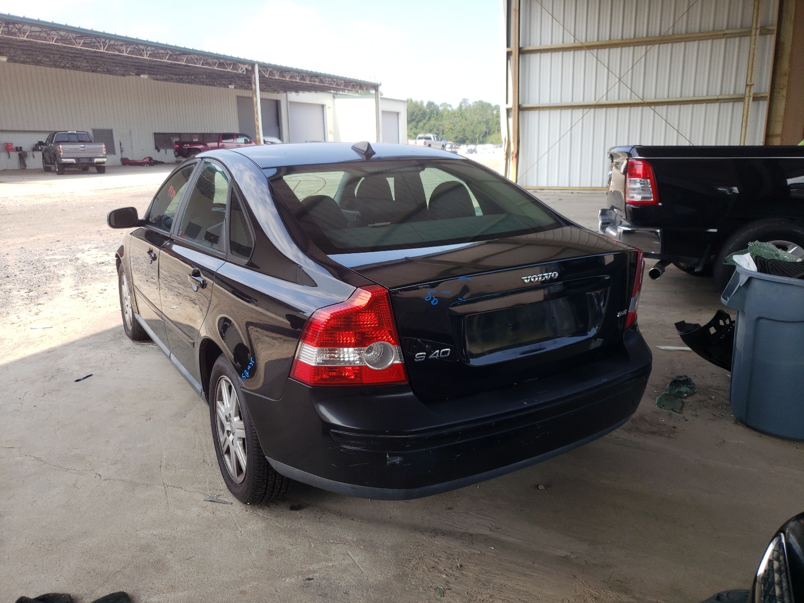 Photo 3 from auction – 2007 VOLVO S40 2.4I with VIN YV1MS390372250860