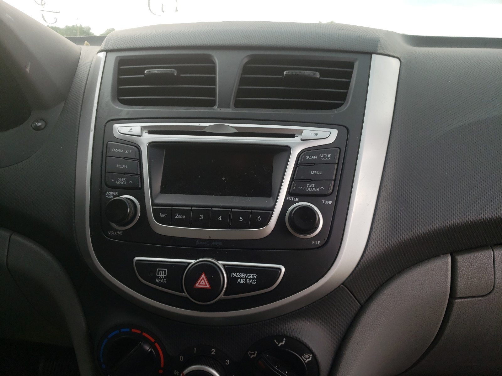 Photo 9 from auction – 2014 HYUNDAI ACCENT GLS with VIN KMHCT4AE9EU758565