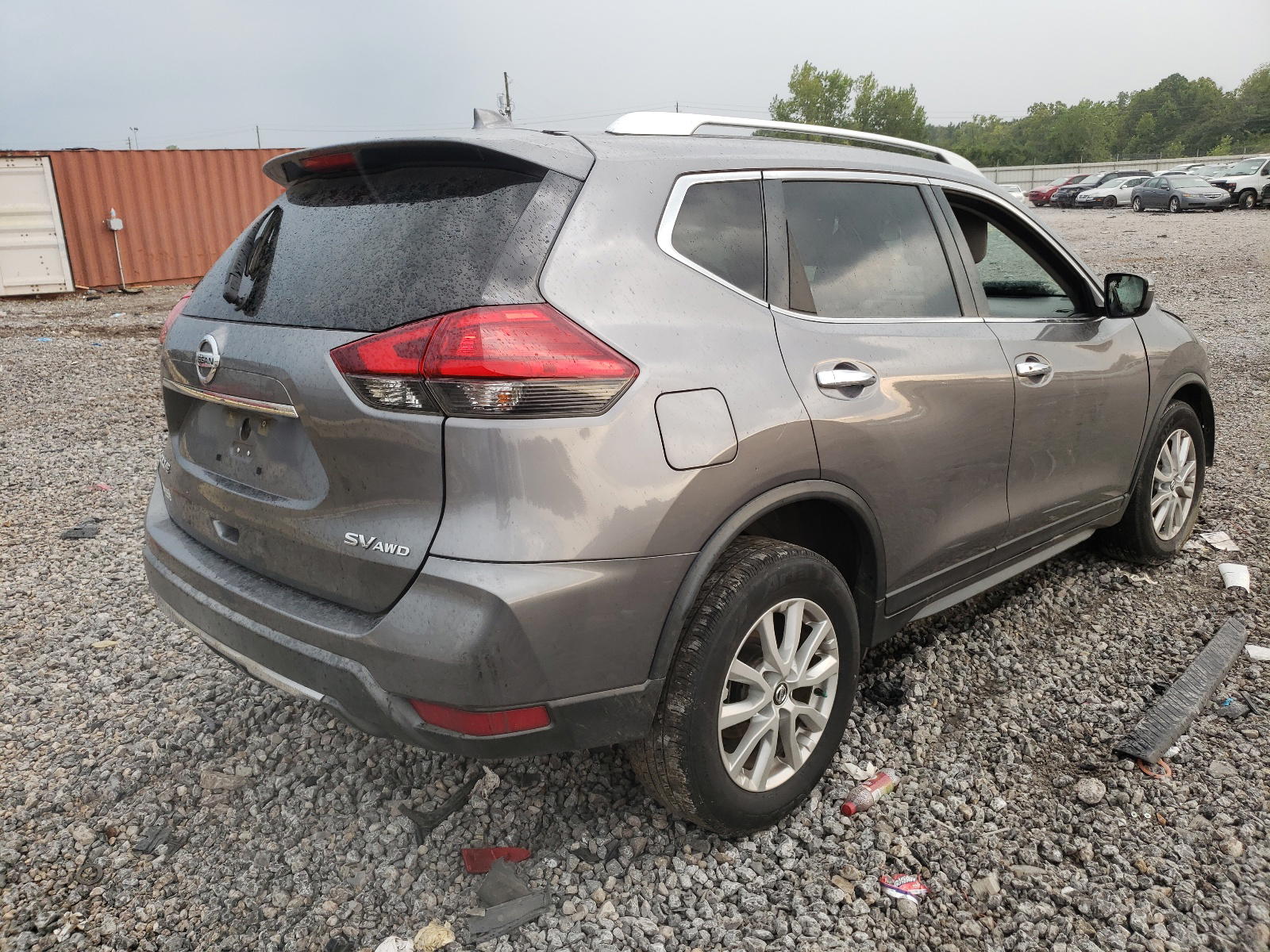Photo 4 from auction – 2017 NISSAN ROGUE S with VIN KNMAT2MVXHP569471