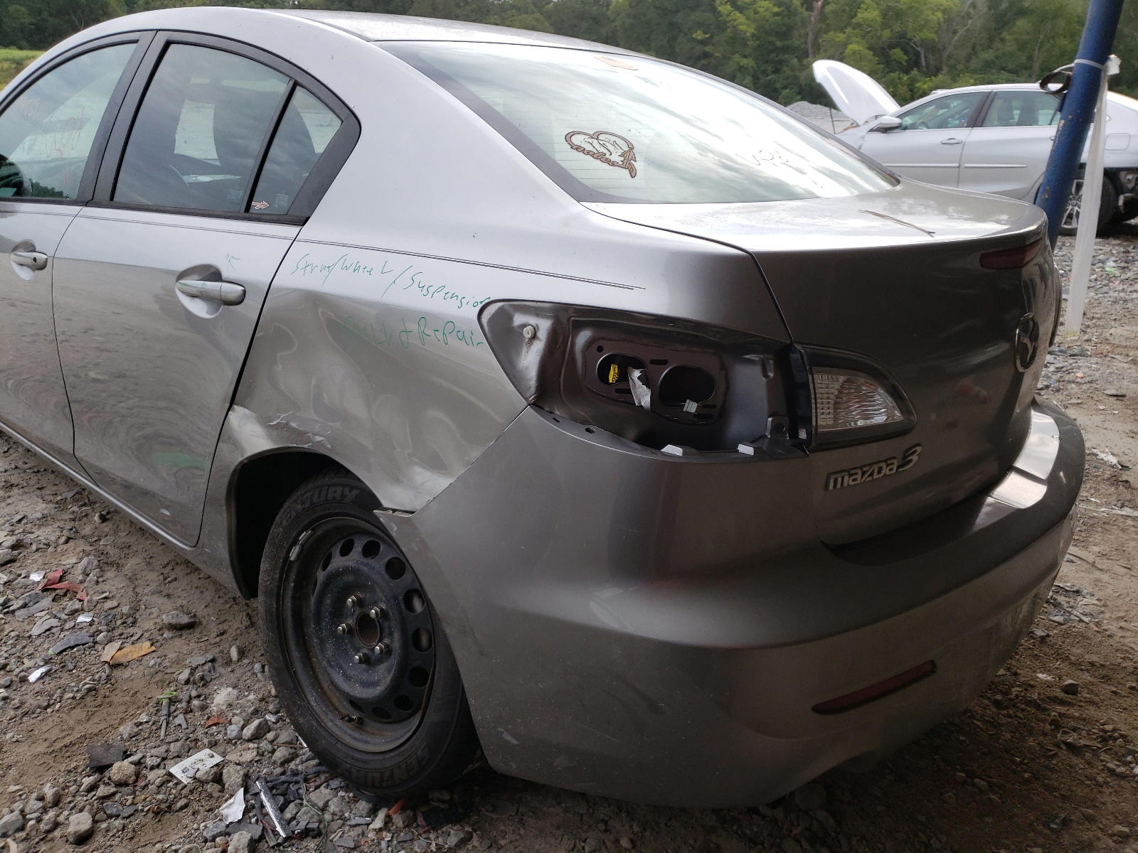 Photo 9 from auction – 2013 MAZDA 3 I with VIN JM1BL1TG5D1748161