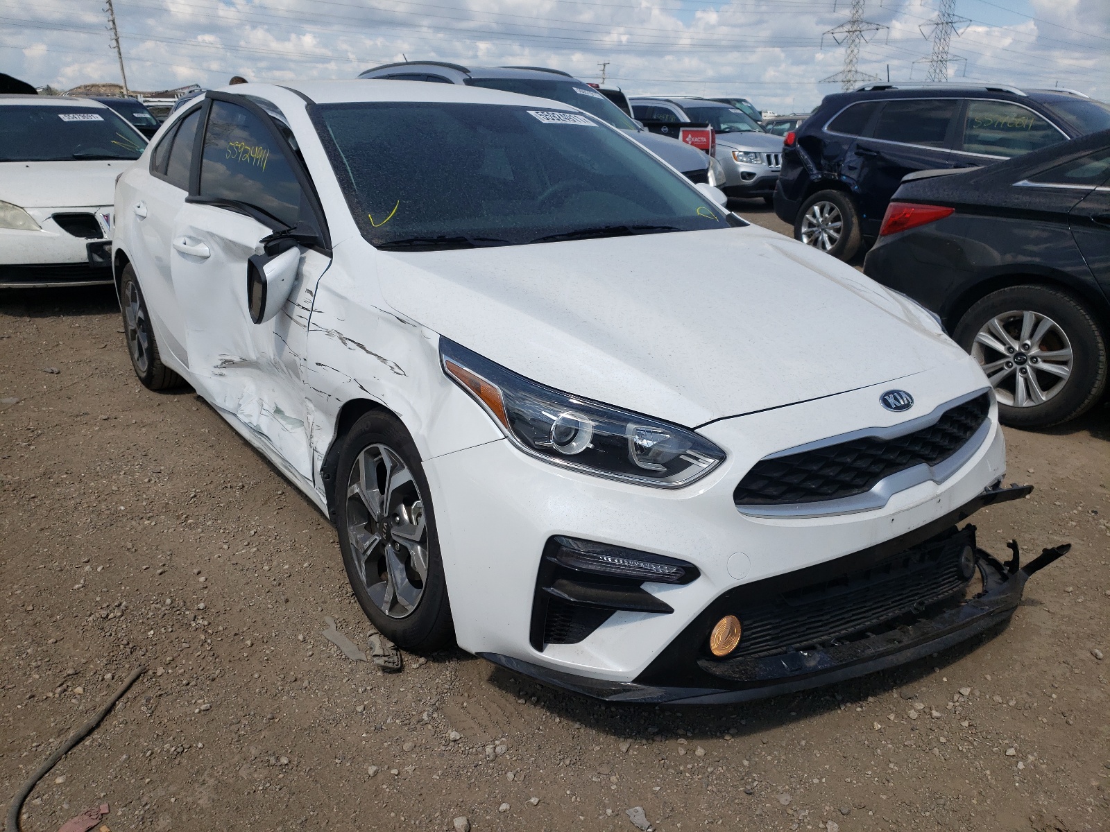 Photo 1 from auction – 2021 KIA FORTE FE with VIN 3KPF24AD1ME336931