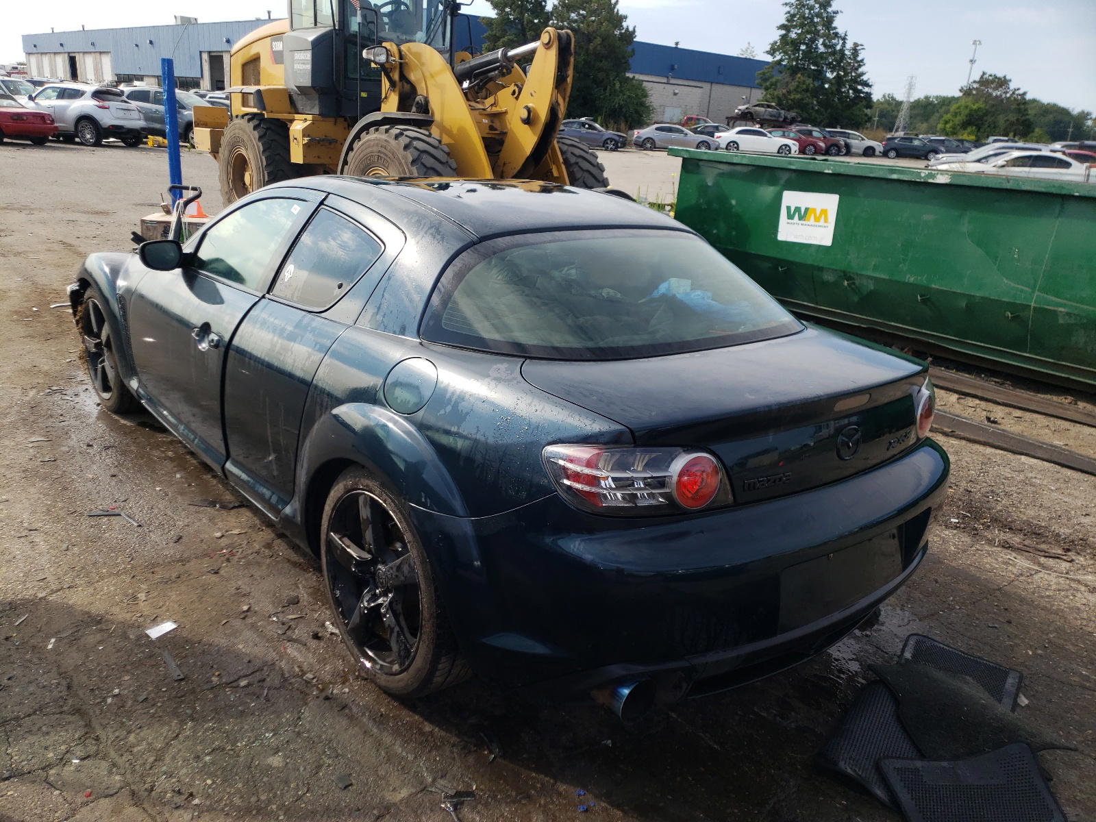 Photo 3 from auction – 2004 MAZDA RX8 with VIN JM1FE17NX40127847