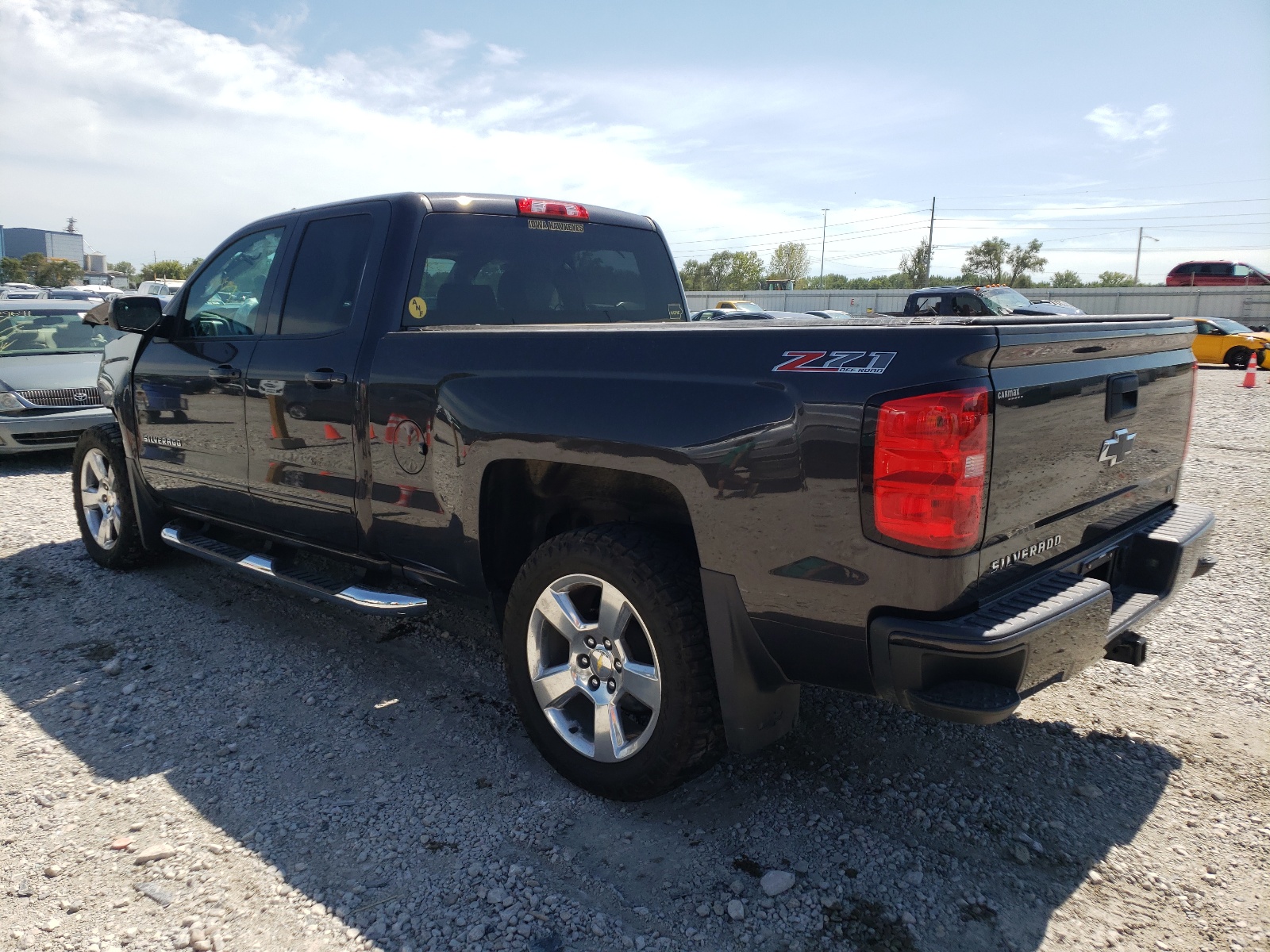 Photo 3 from auction – 2016 CHEVROLET SILVERADO with VIN 1GCVKREC6GZ145976