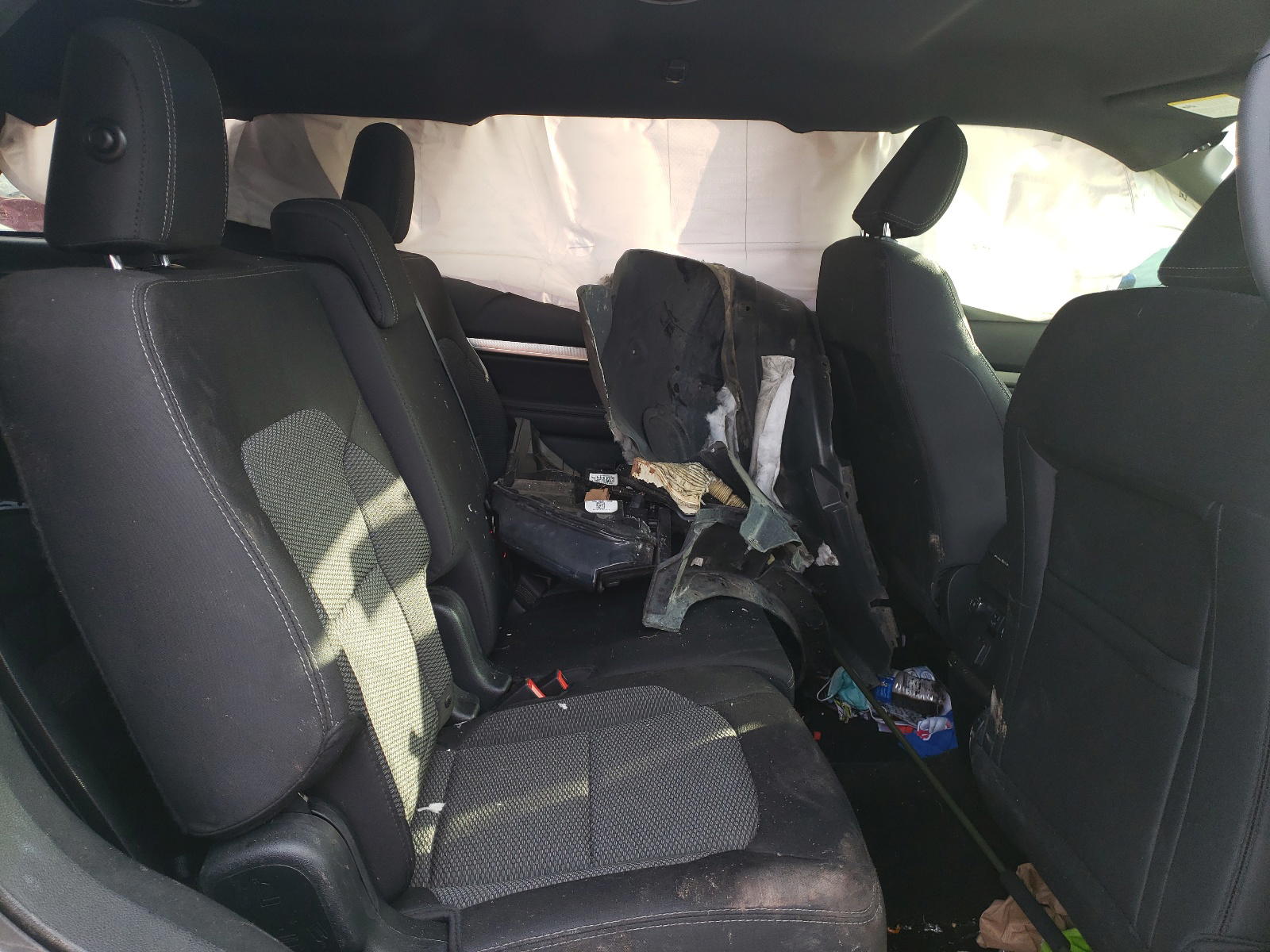 Photo 6 from auction – 2018 FORD EXPLORER X with VIN 1FM5K7DH2JGB62693