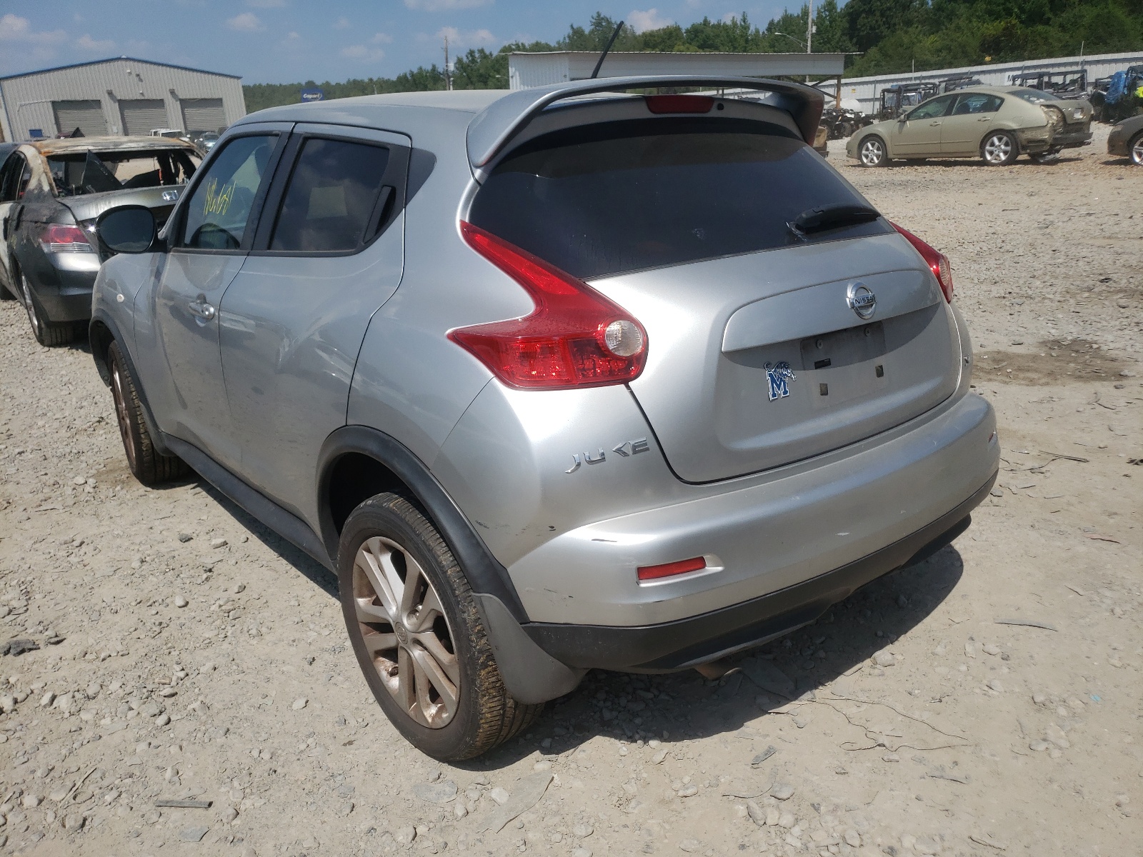 Photo 3 from auction – 2011 NISSAN JUKE S with VIN JN8AF5MR7BT019918