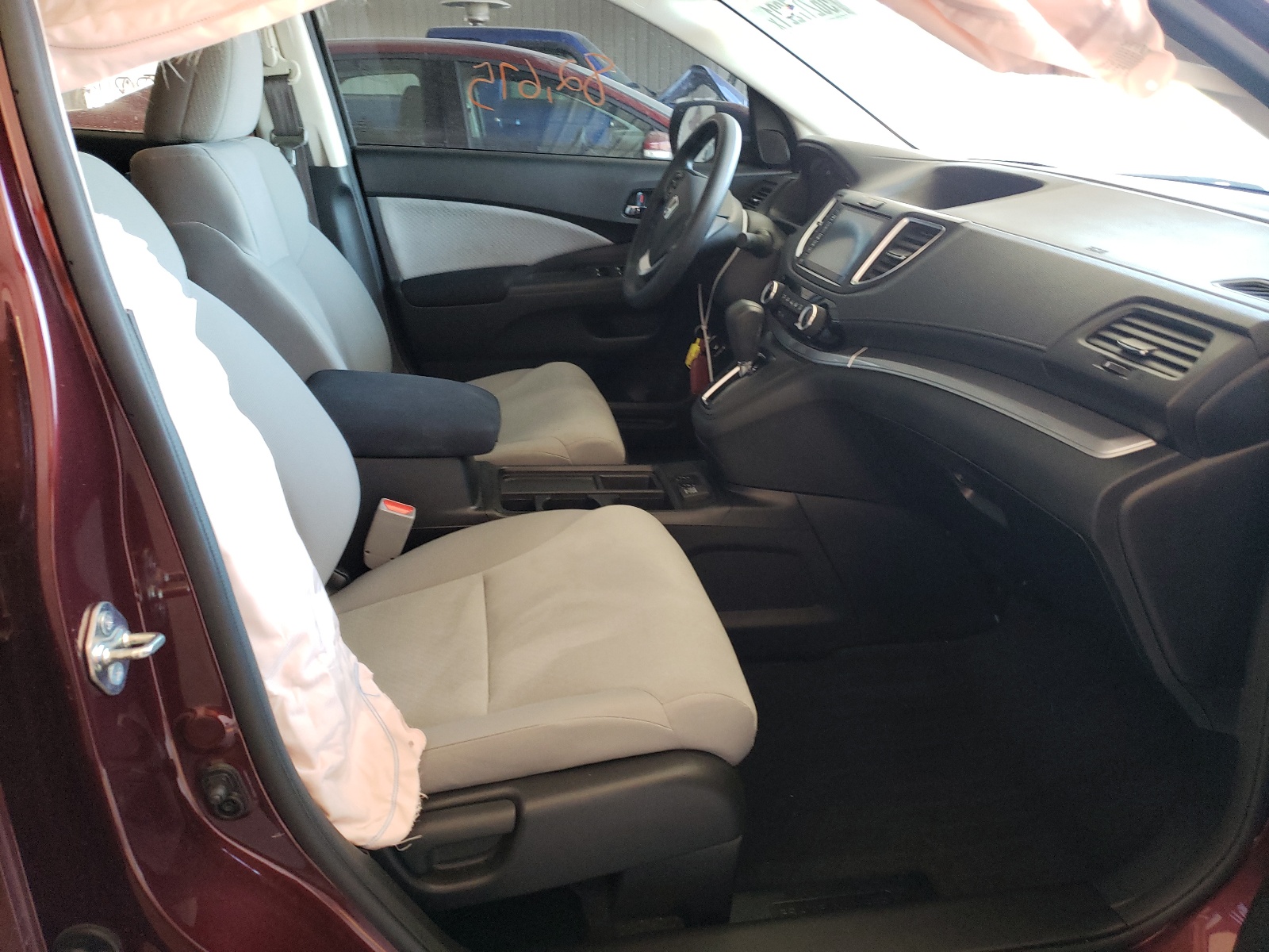 Photo 5 from auction – 2015 HONDA CR-V EX with VIN 2HKRM3H57FH541426