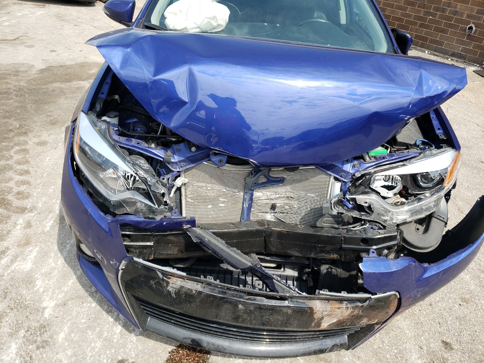 Zdjęcie 9 z aukcji – 2015 TOYOTA COROLLA L z VIN 2T1BURHE3FC263860