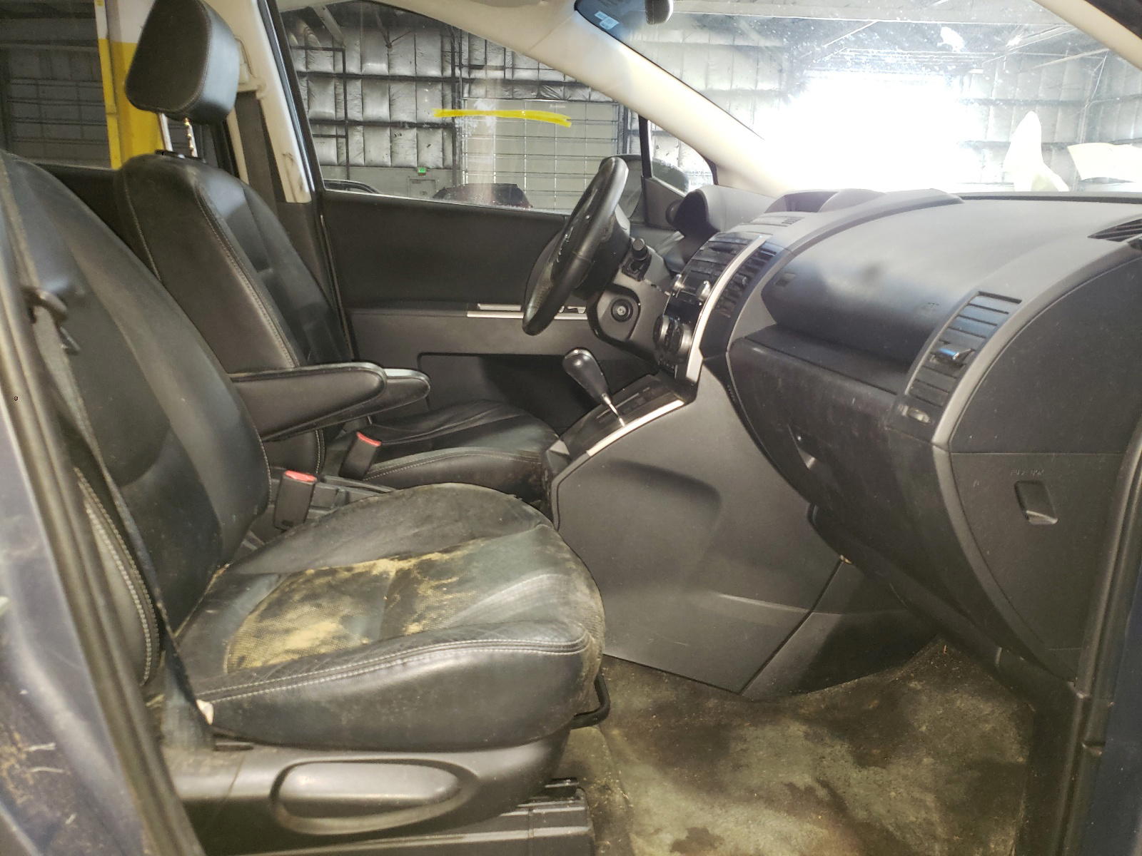 Photo 5 from auction – 2008 MAZDA MAZDA5 with VIN JM1CR293780321623