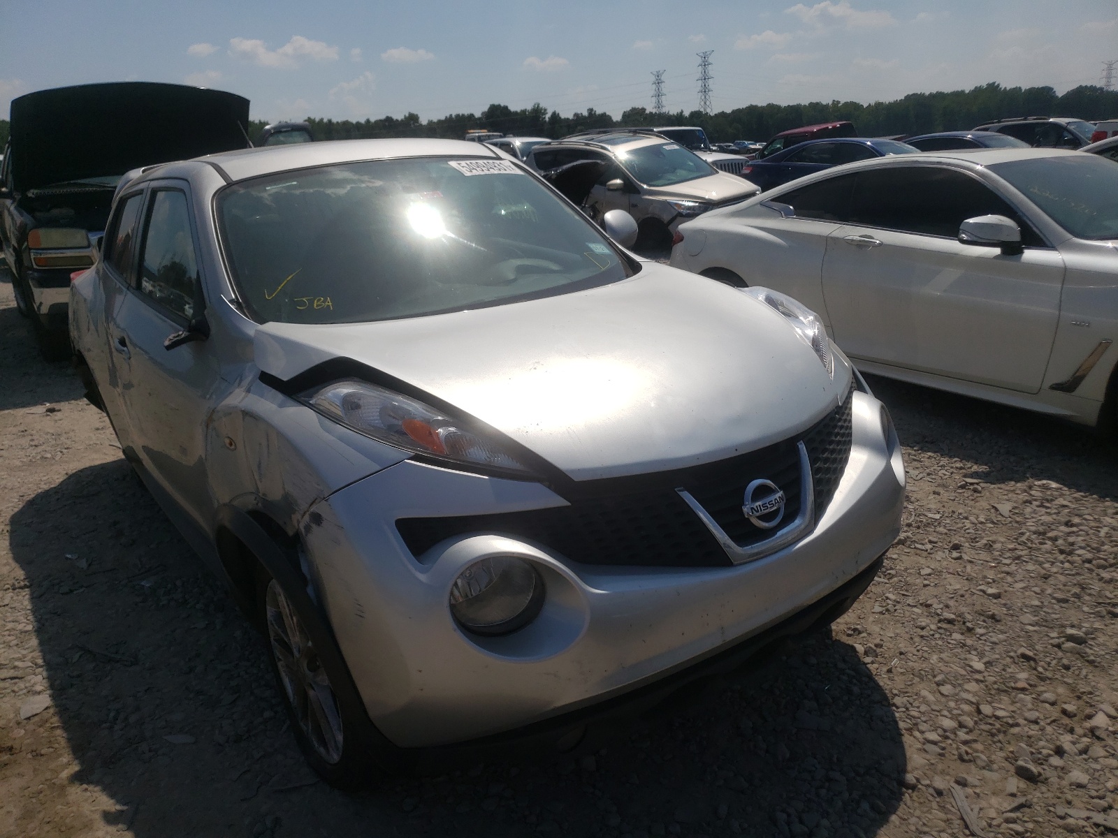 NISSAN JUKE S 2011 with VIN JN8AF5MR7BT019918 - Photo from auction