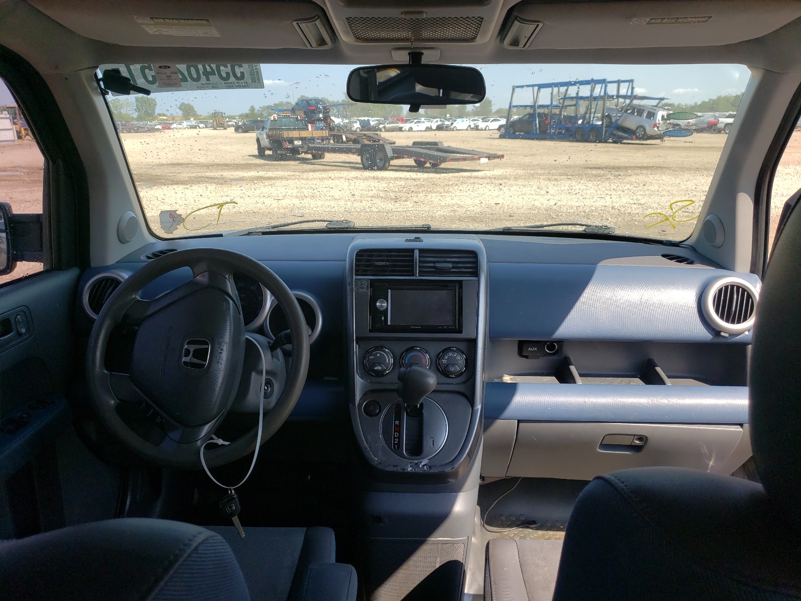 Photo 9 from auction – 2003 HONDA ELEMENT EX with VIN 5J6YH28523L029116